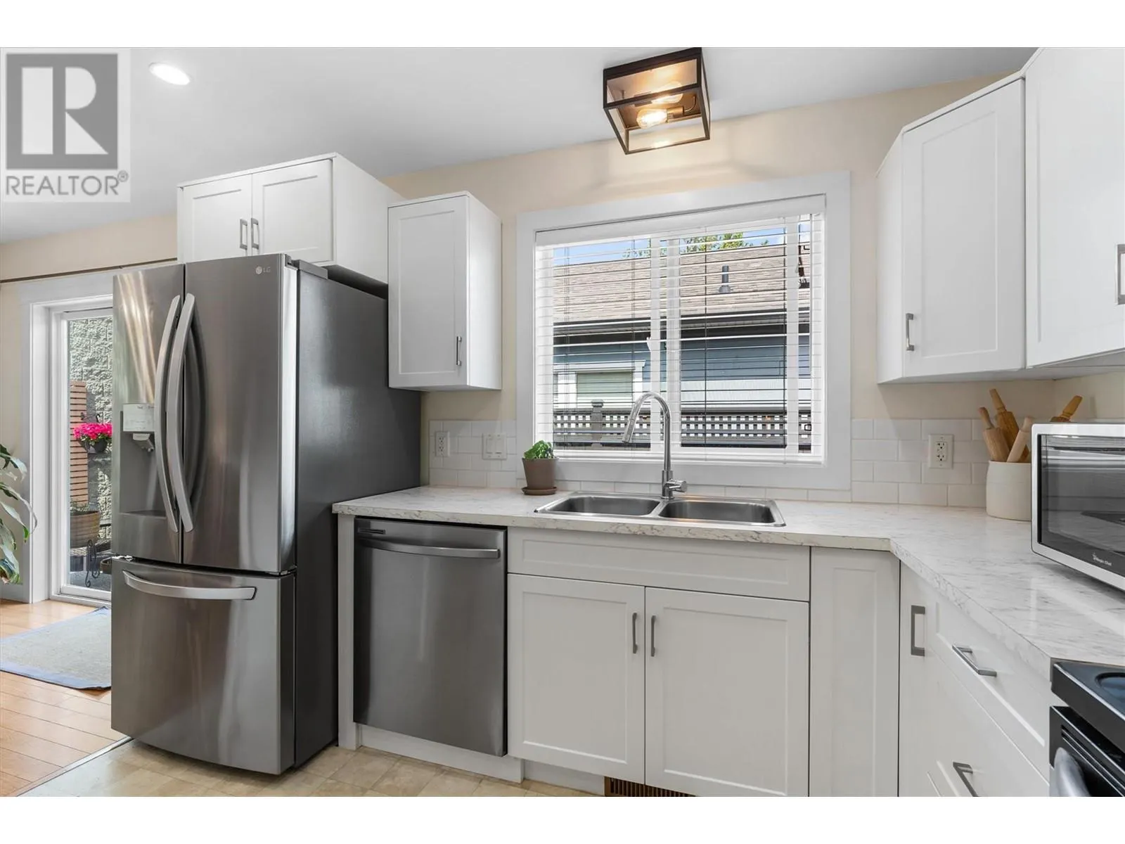 3340 Mimosa Drive