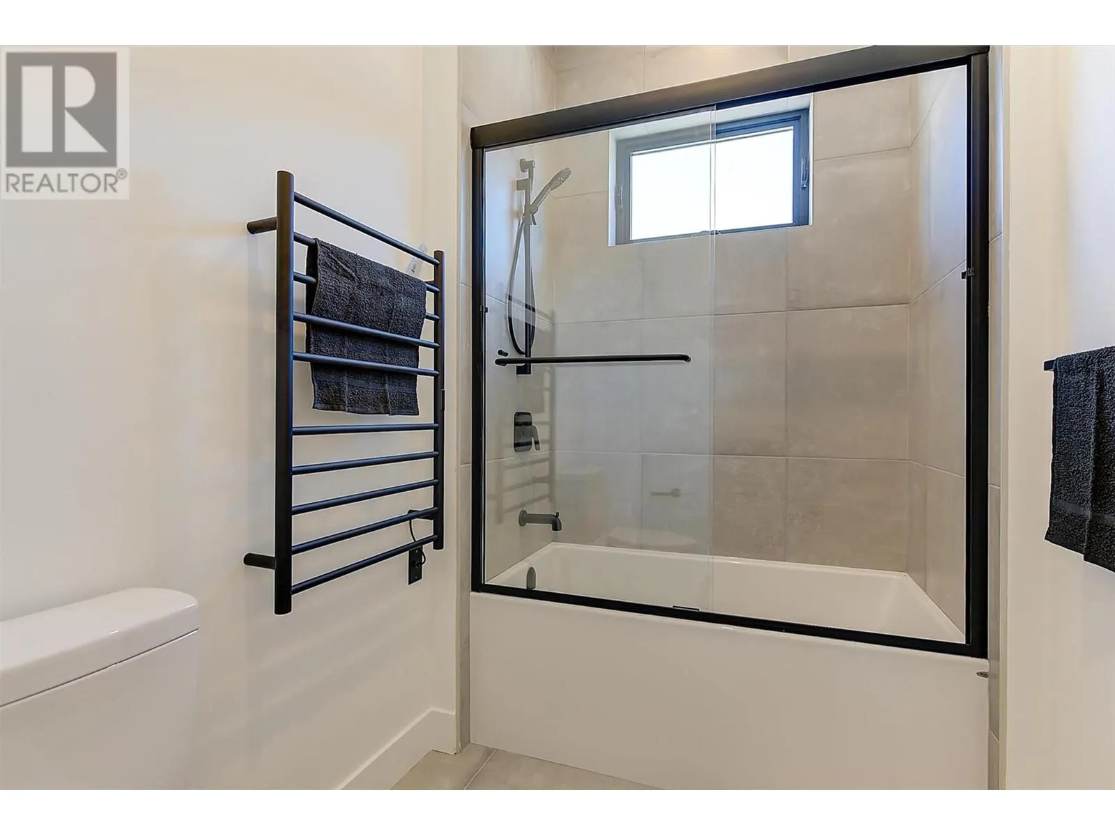 3342 Vineyard View Drive