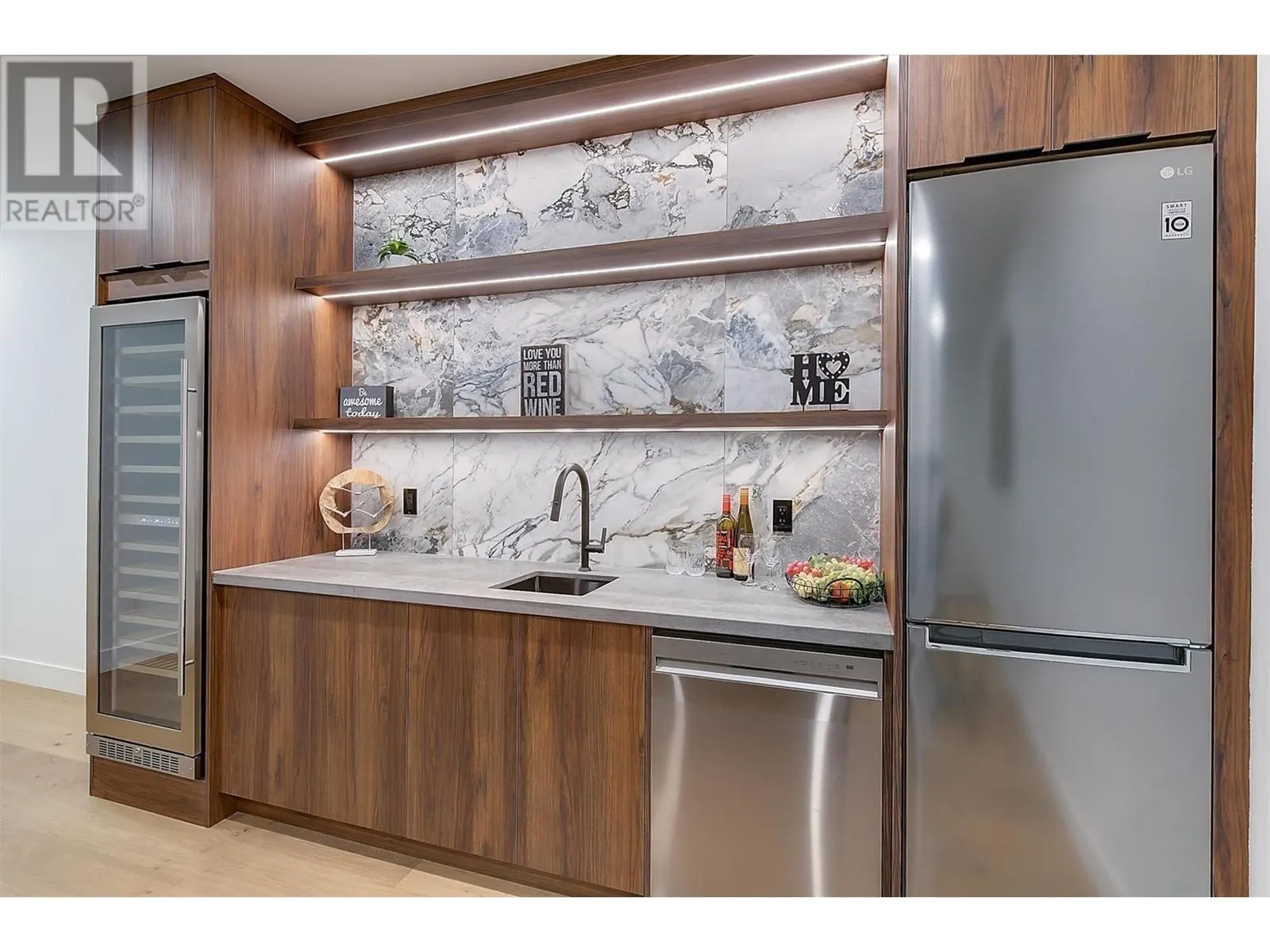 3342 Vineyard View Drive