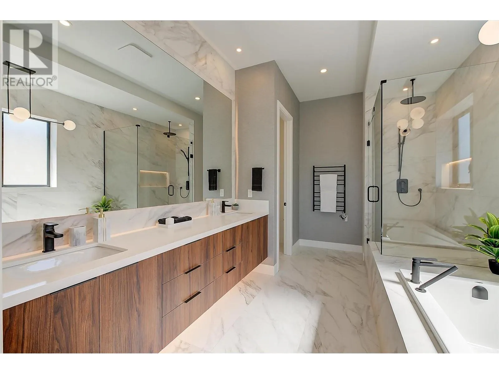 3342 Vineyard View Drive