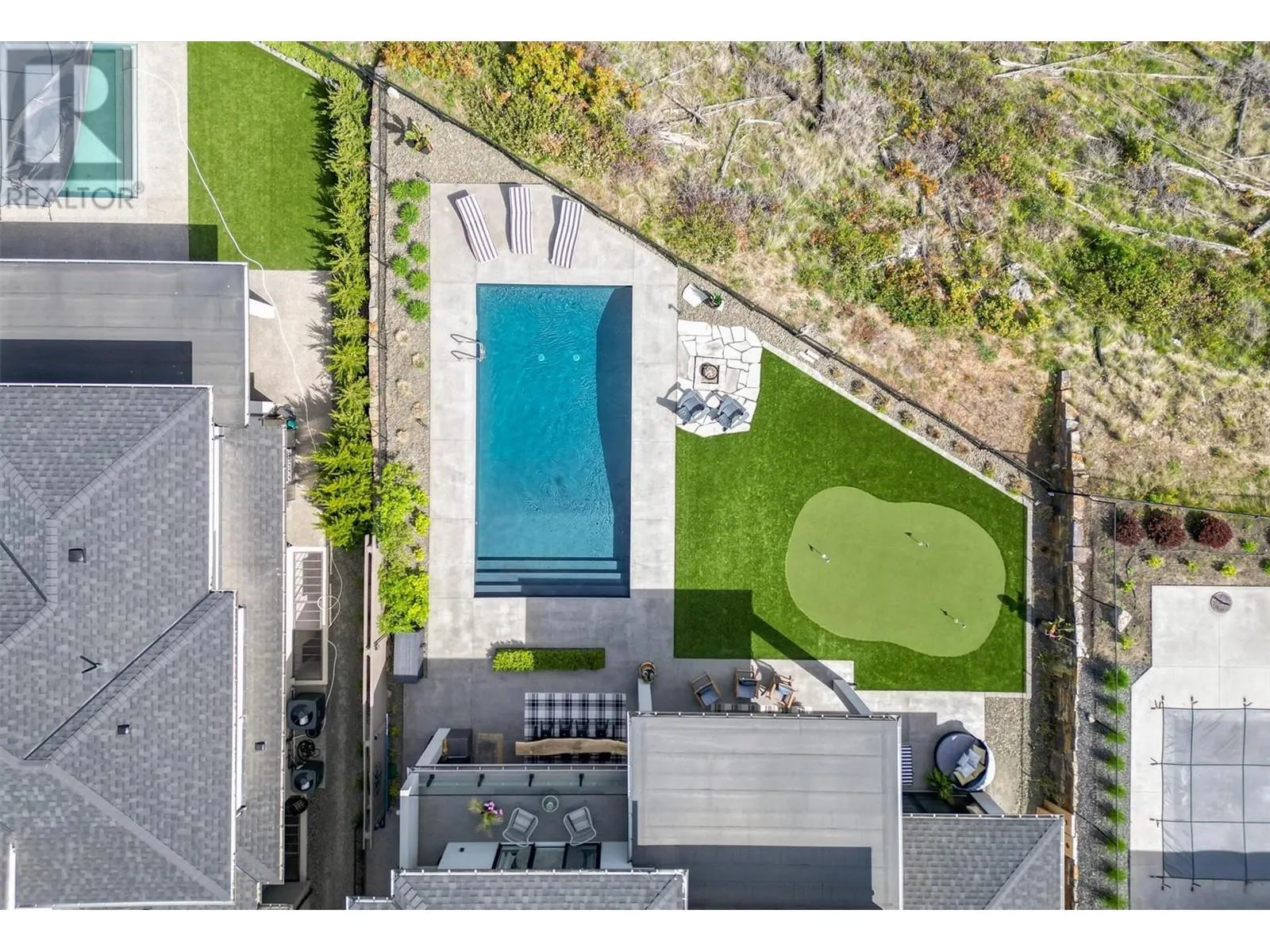 1612 Vincent Place