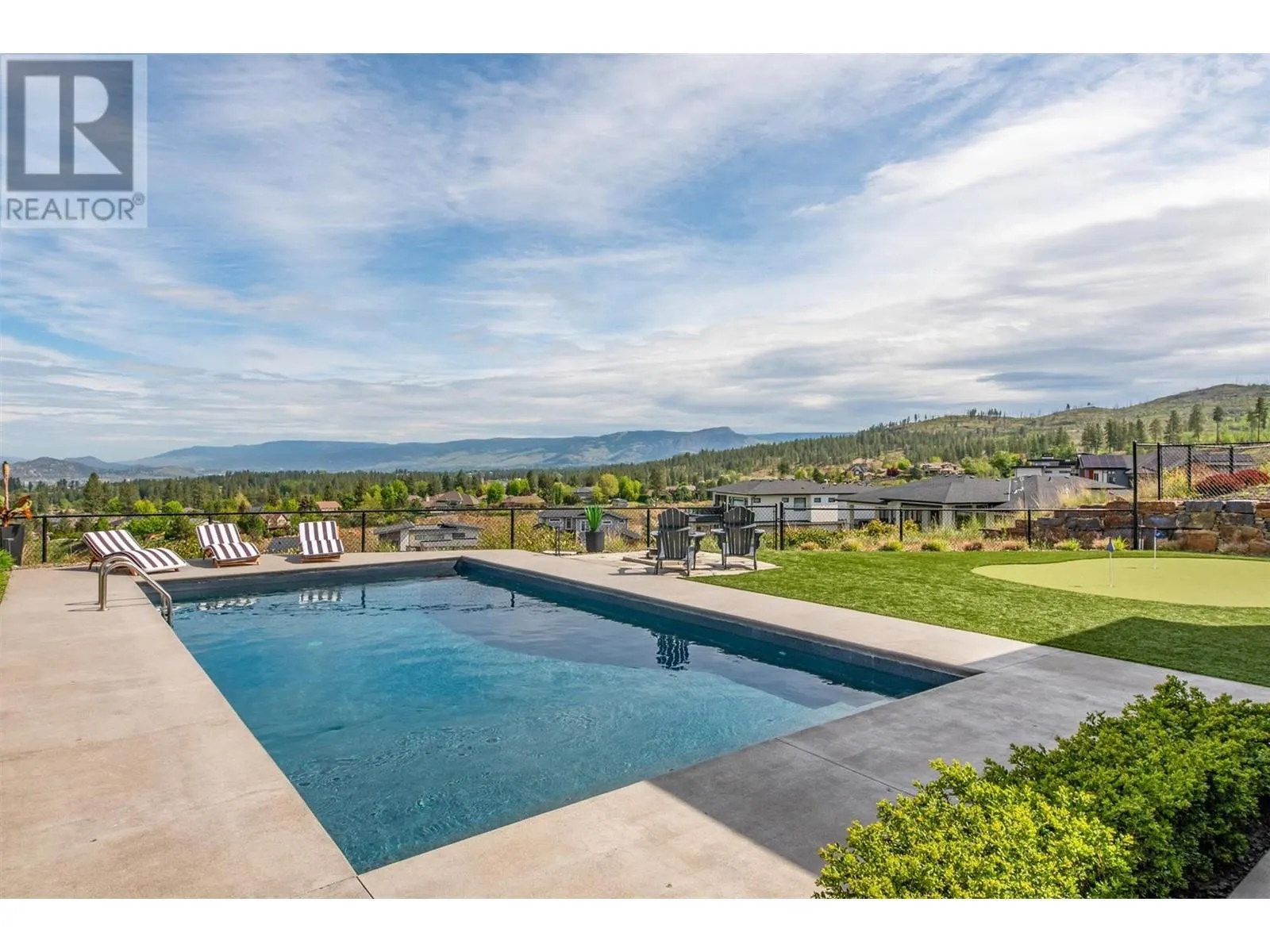 1612 Vincent Place