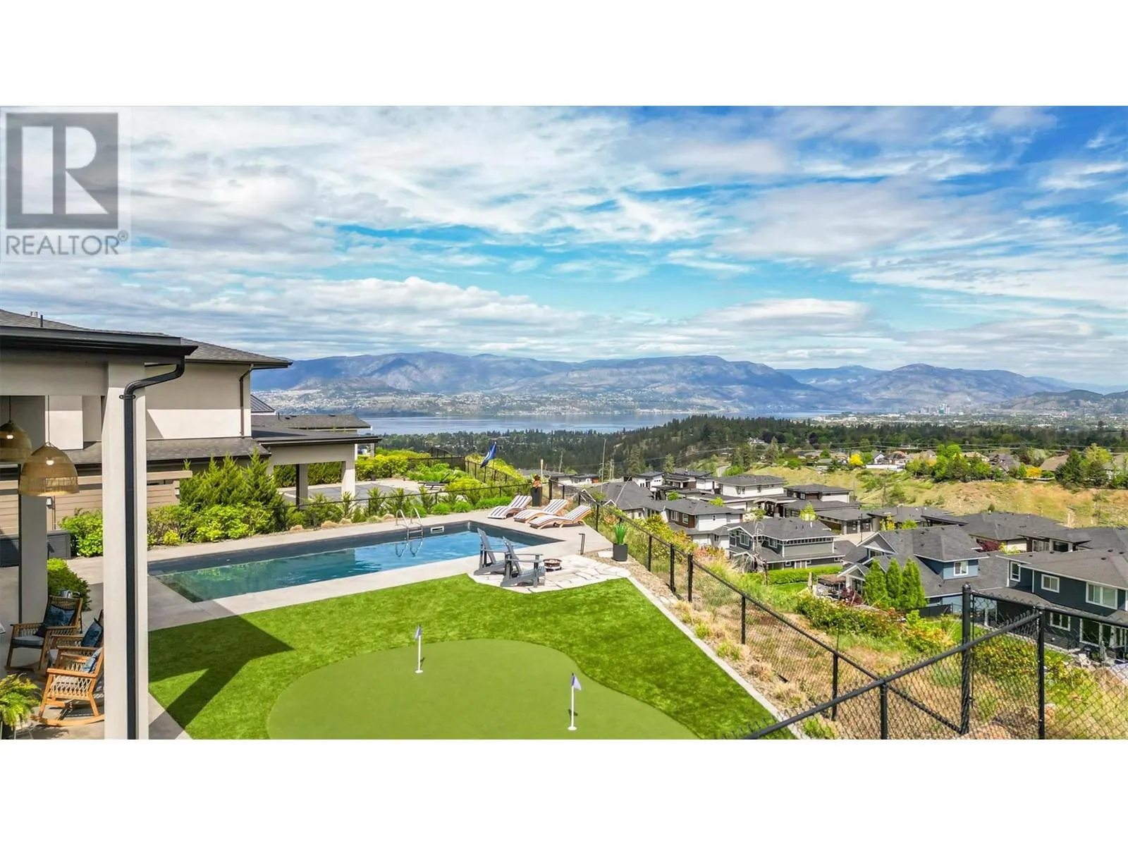 1612 Vincent Place