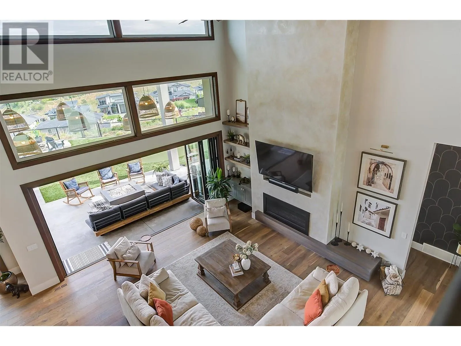 1612 Vincent Place