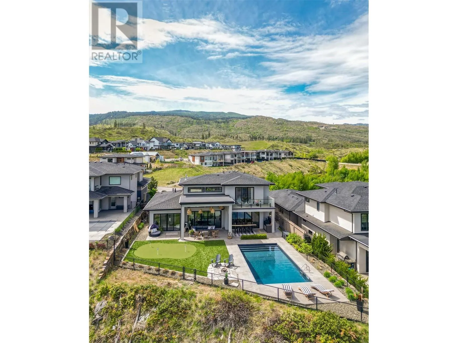 1612 Vincent Place