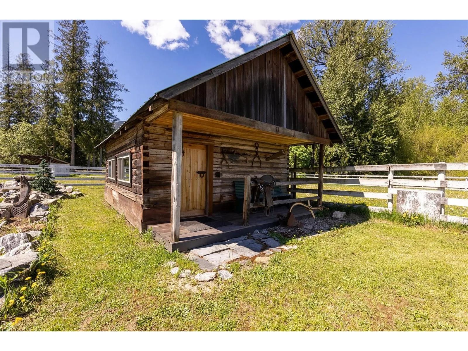 2169 Solsqua Road