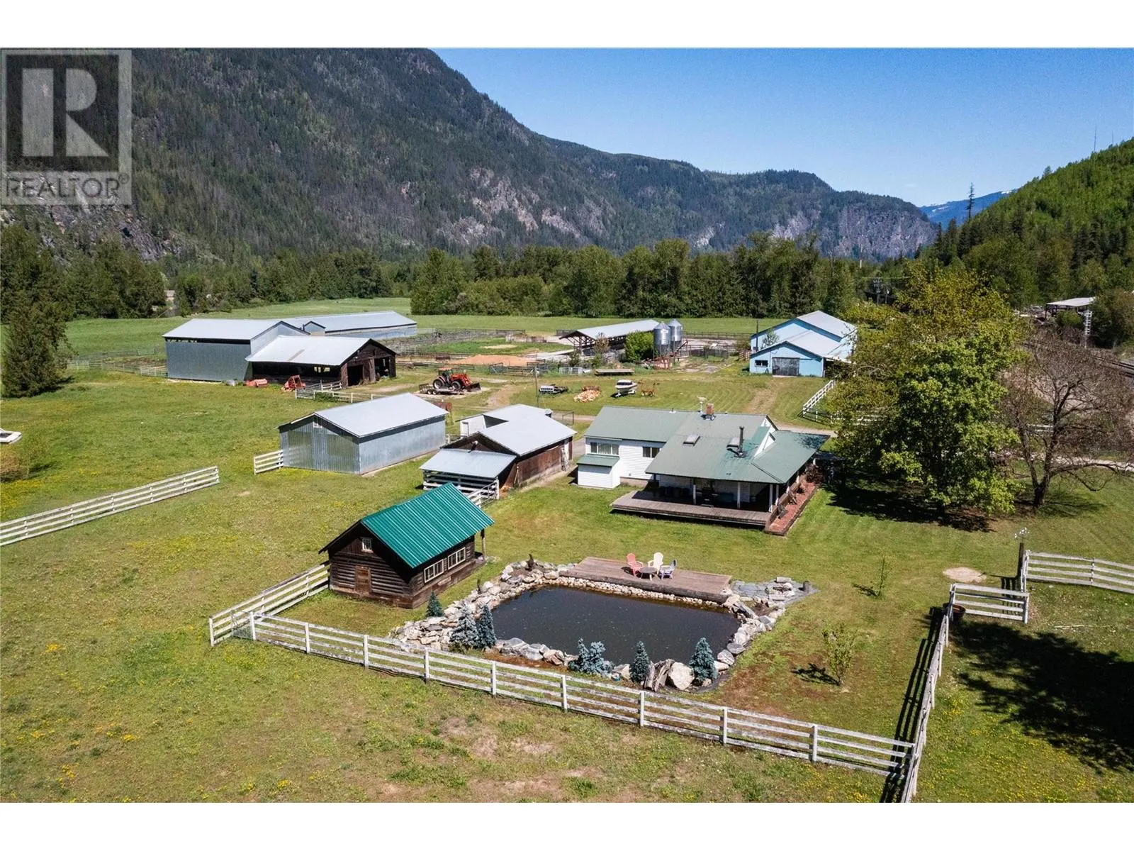 2169 Solsqua Road