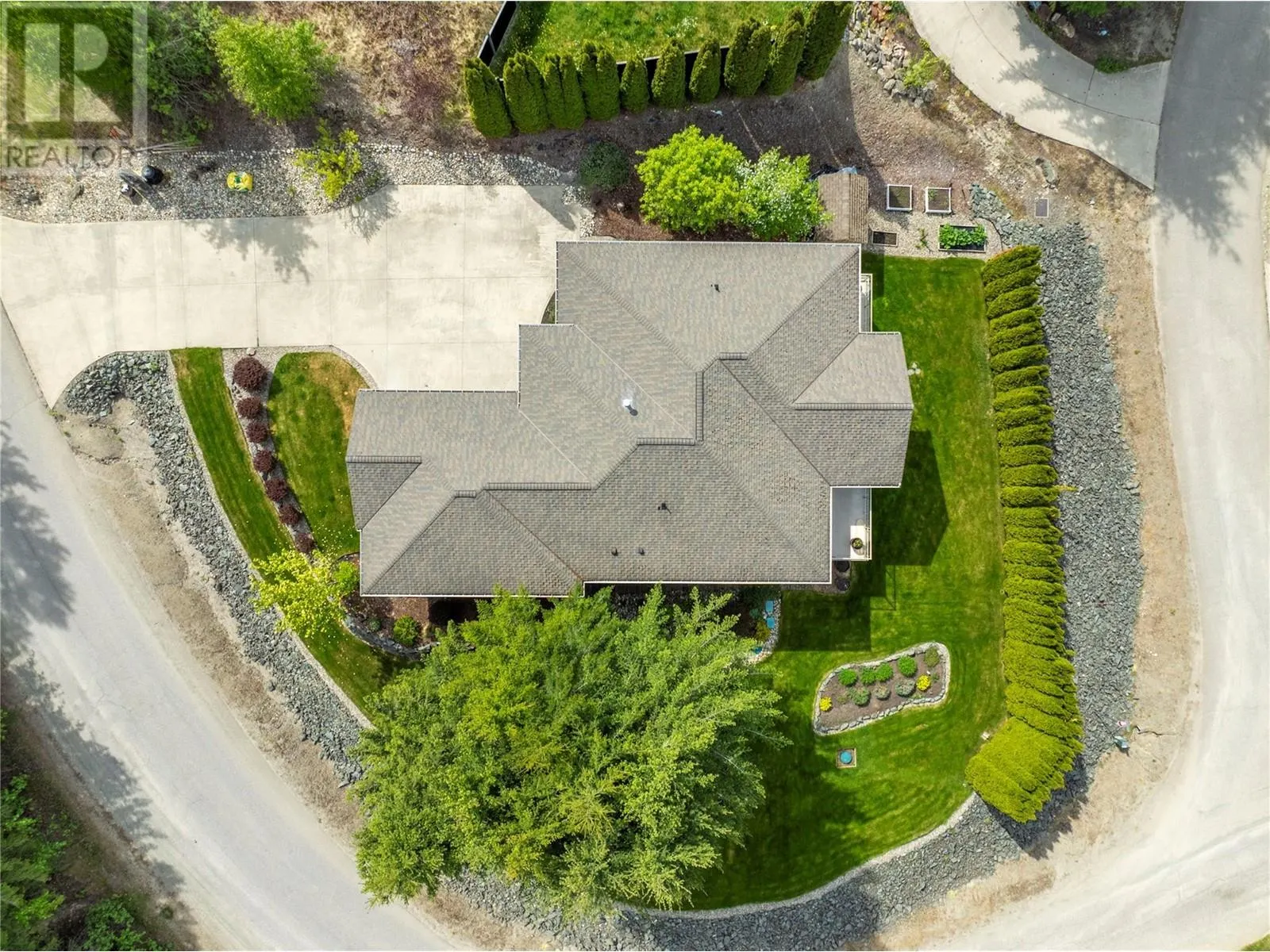 2701 Mountview Drive