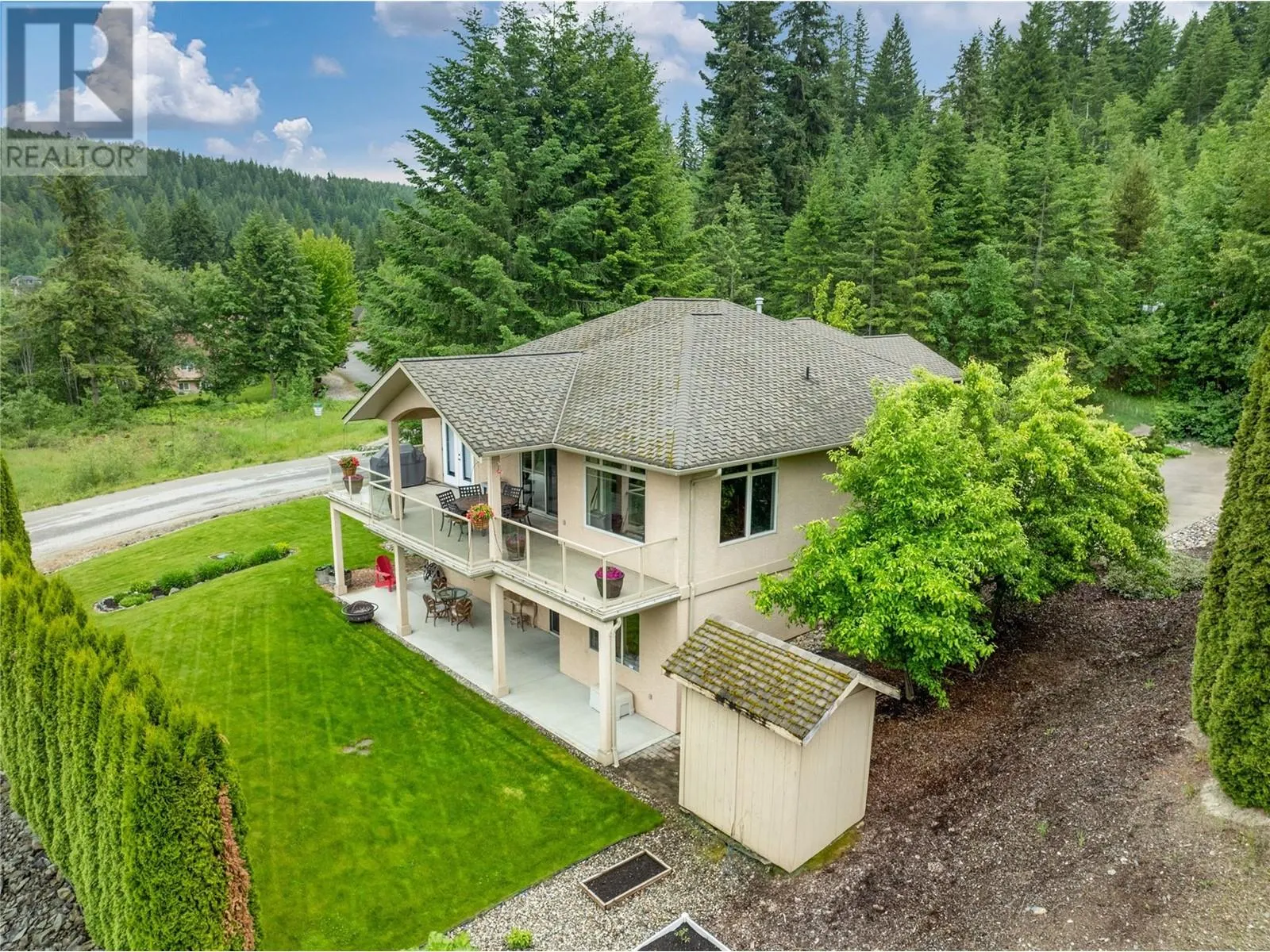 2701 Mountview Drive