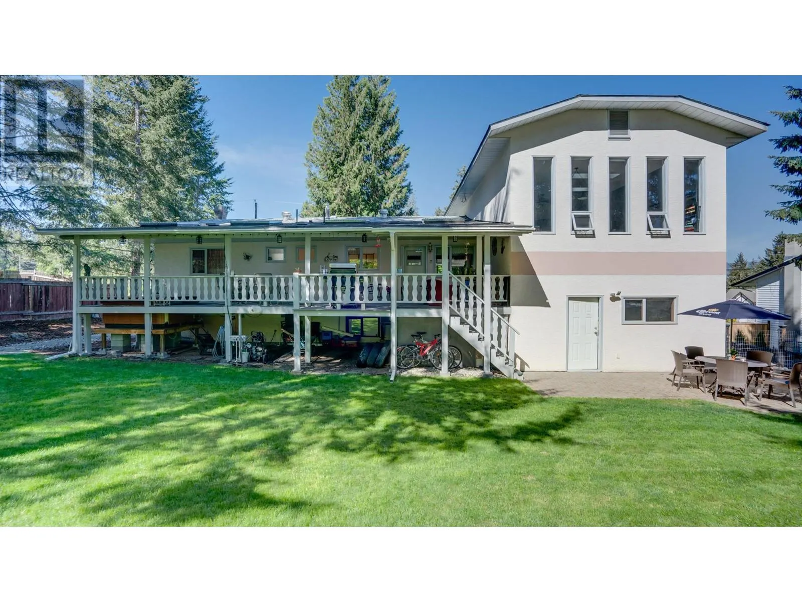 3419 Larch Drive