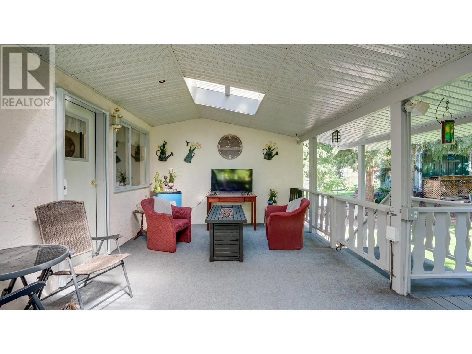 3419 Larch Drive