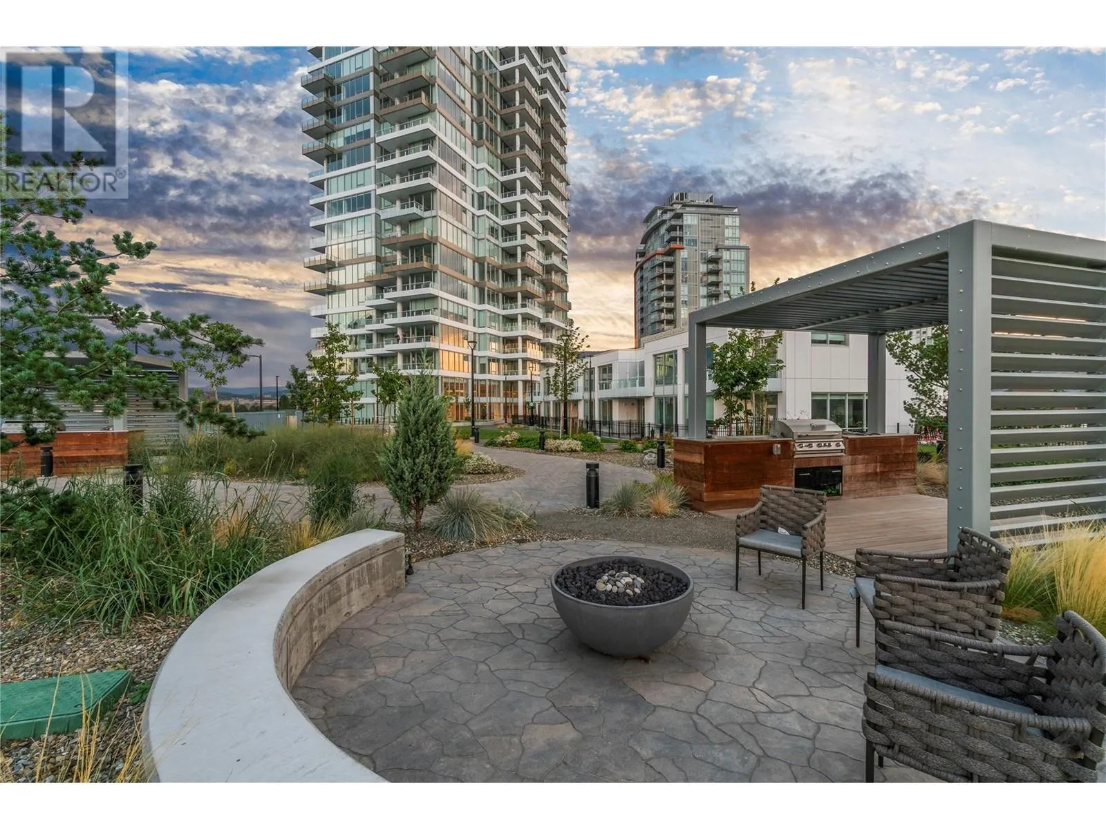 1181 Sunset Drive Unit# 704