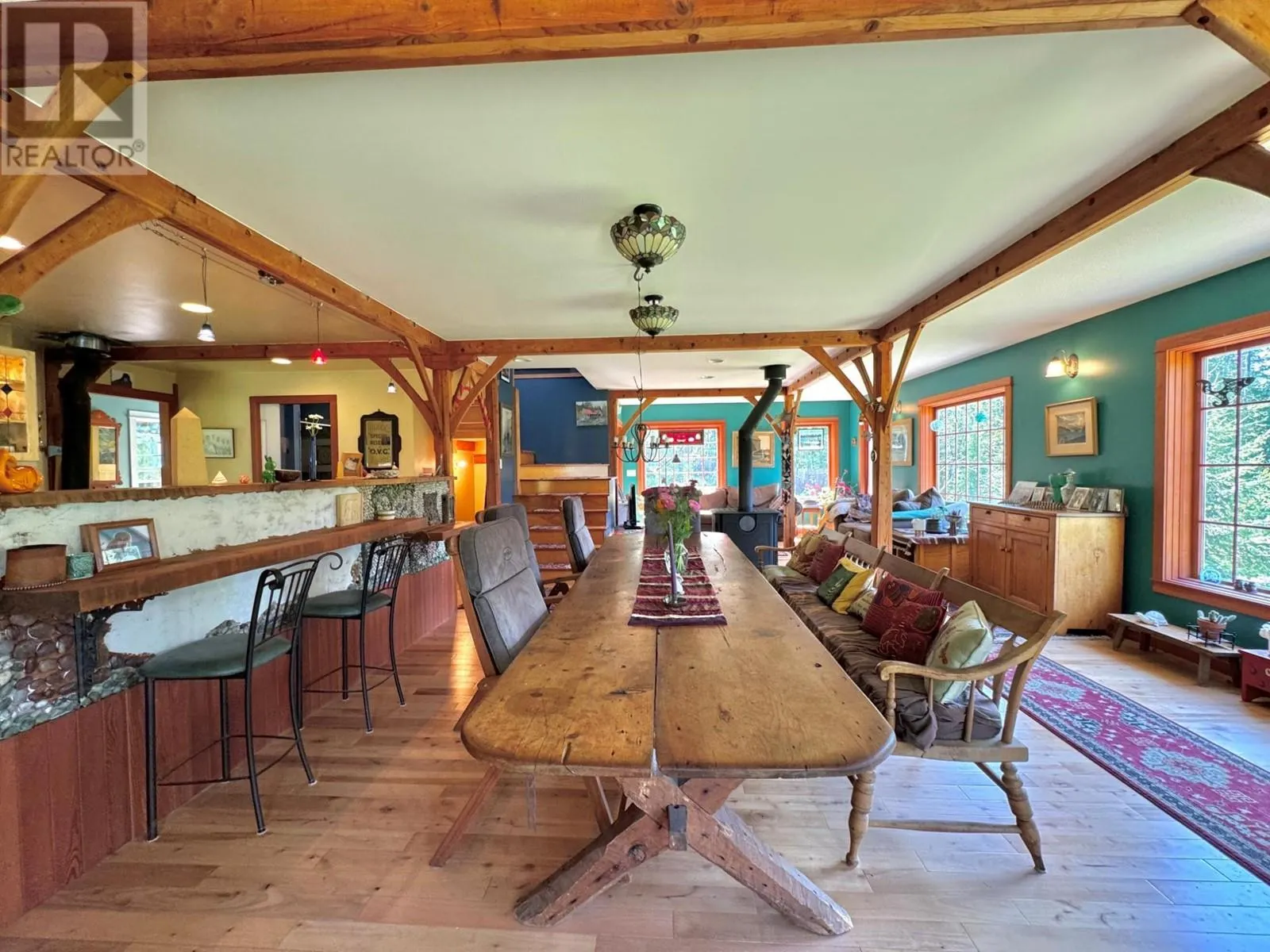 395 BOVEN Road