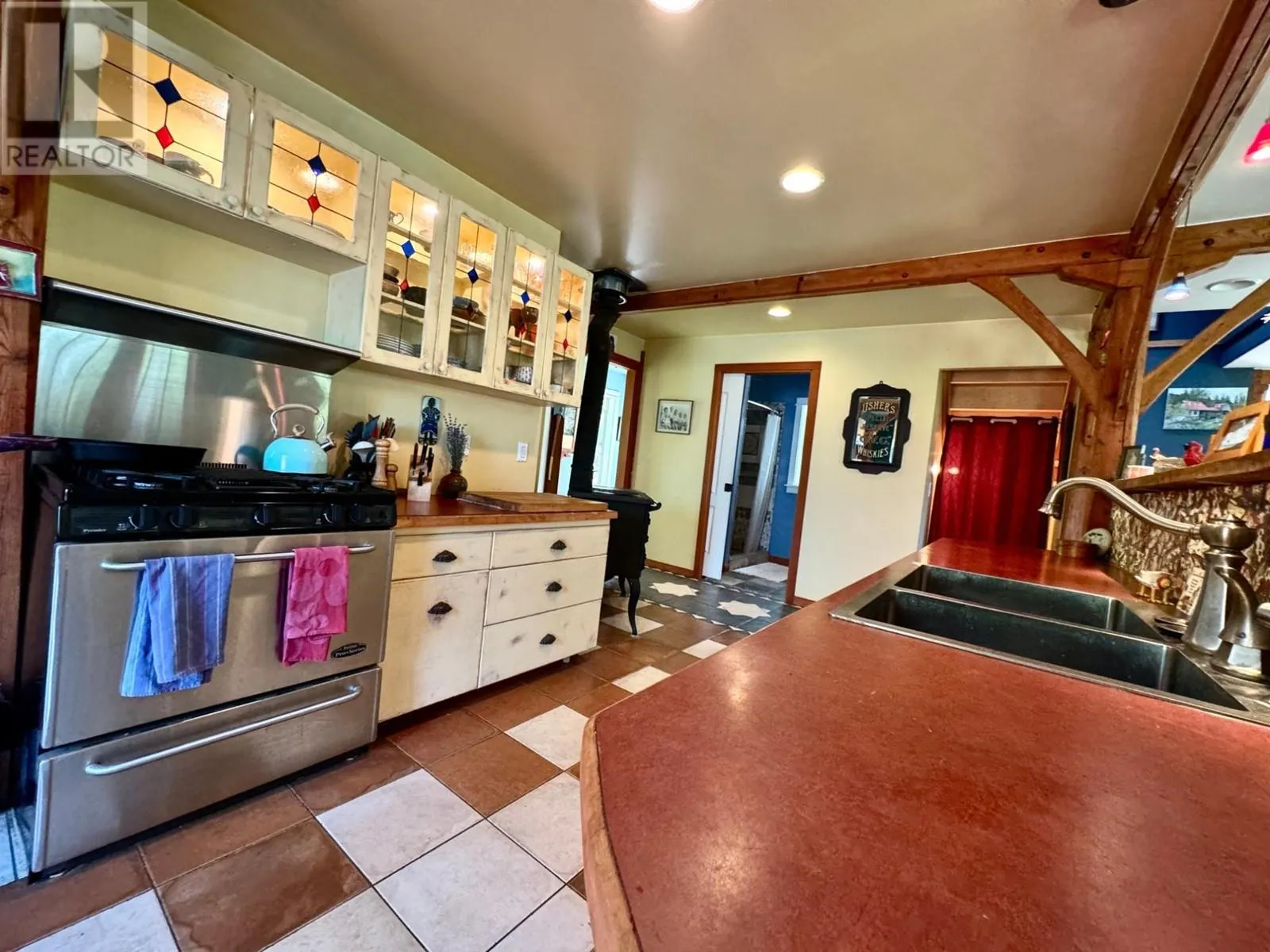 395 BOVEN Road