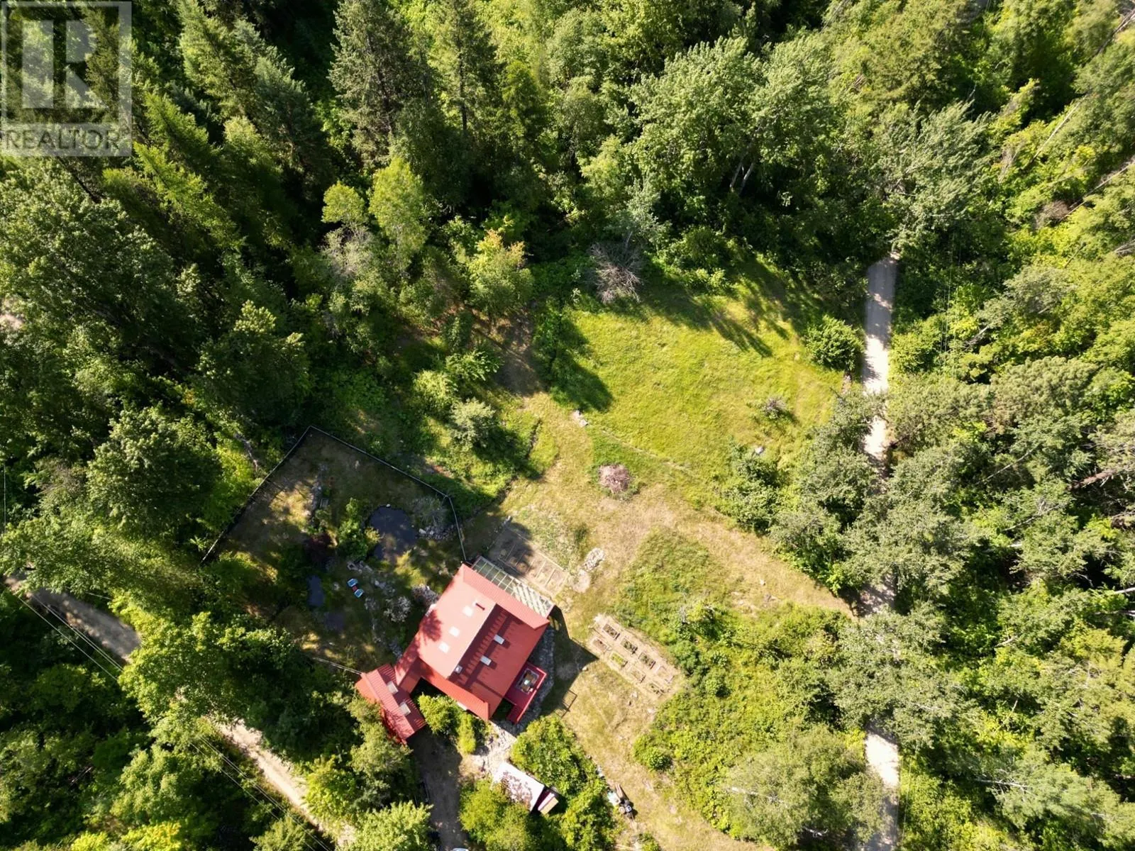 395 BOVEN Road
