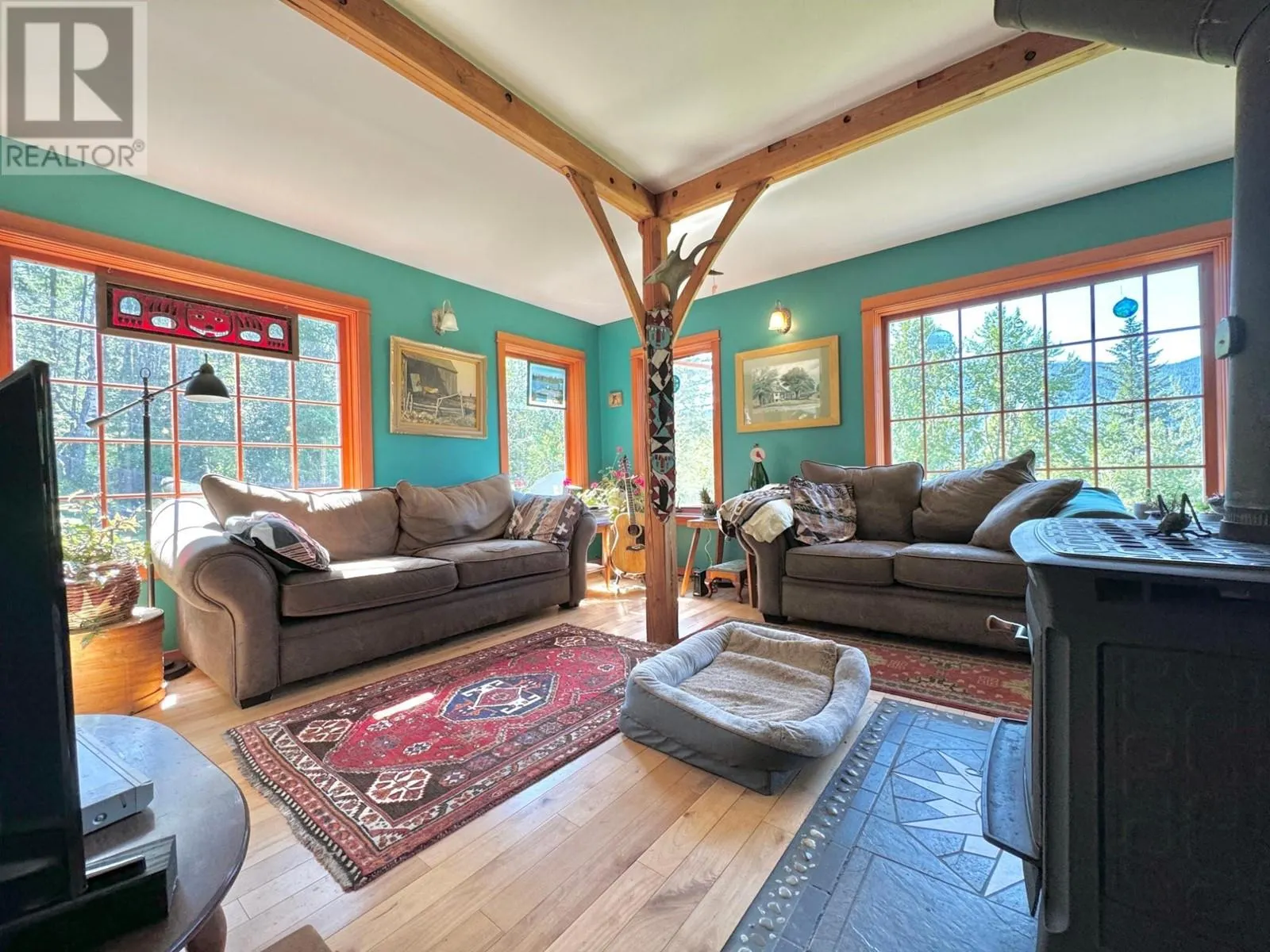 395 BOVEN Road