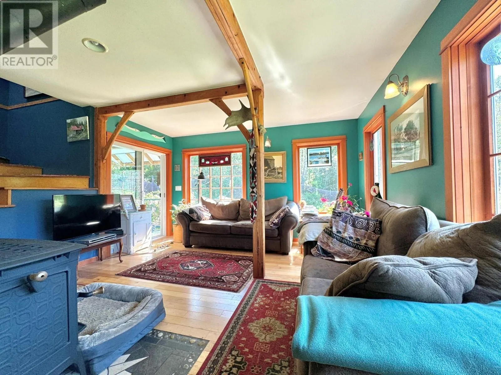 395 BOVEN Road