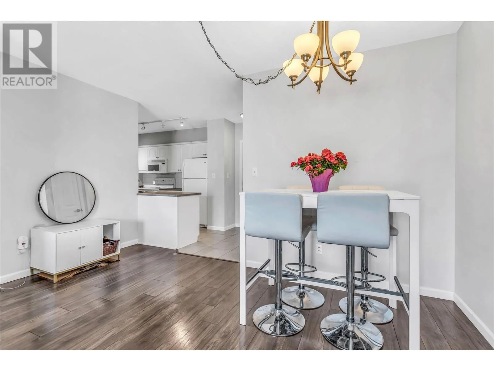 140 Asher Road Unit# 406