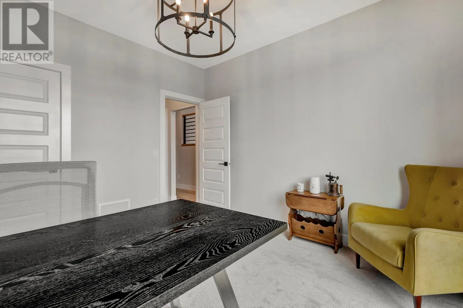 1131 Collinson Court