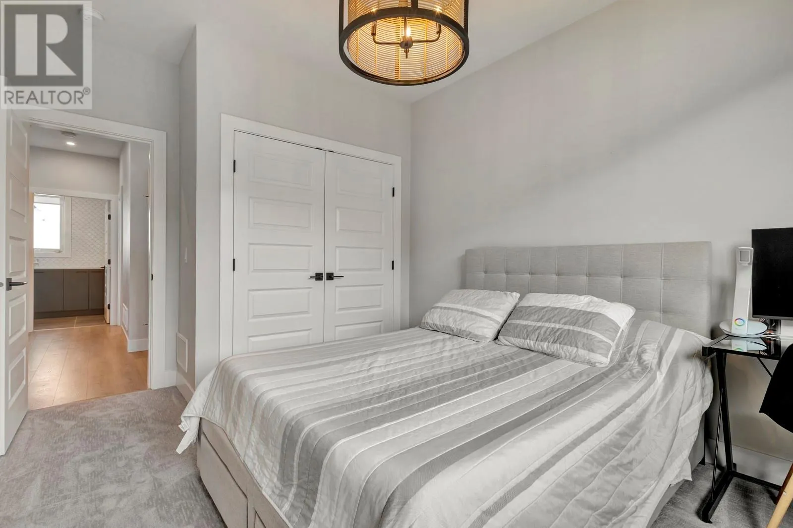 1131 Collinson Court