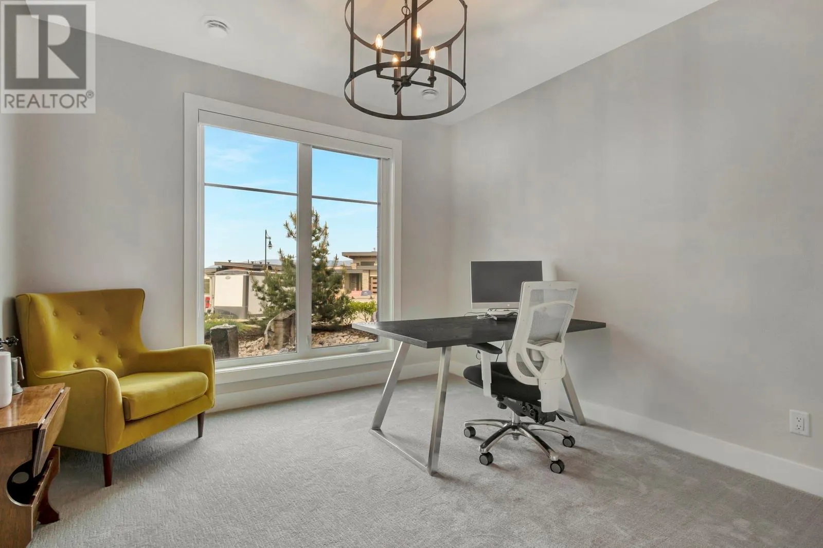 1131 Collinson Court