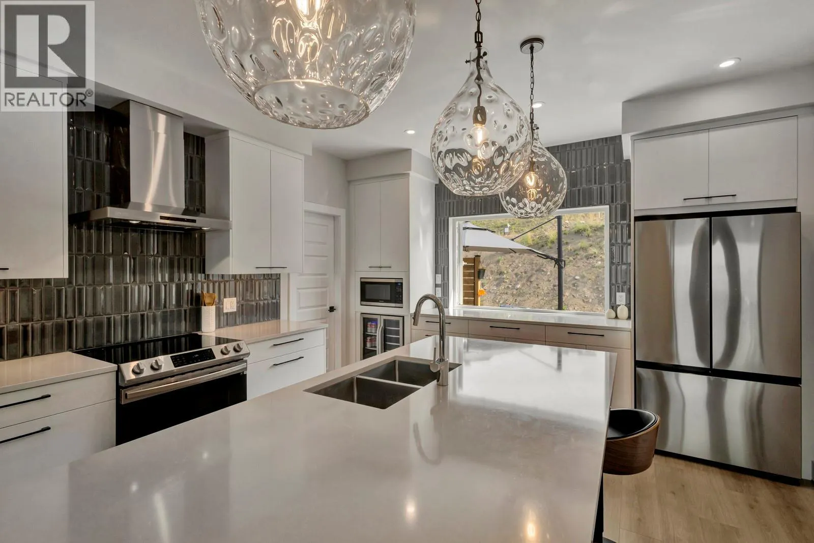 1131 Collinson Court