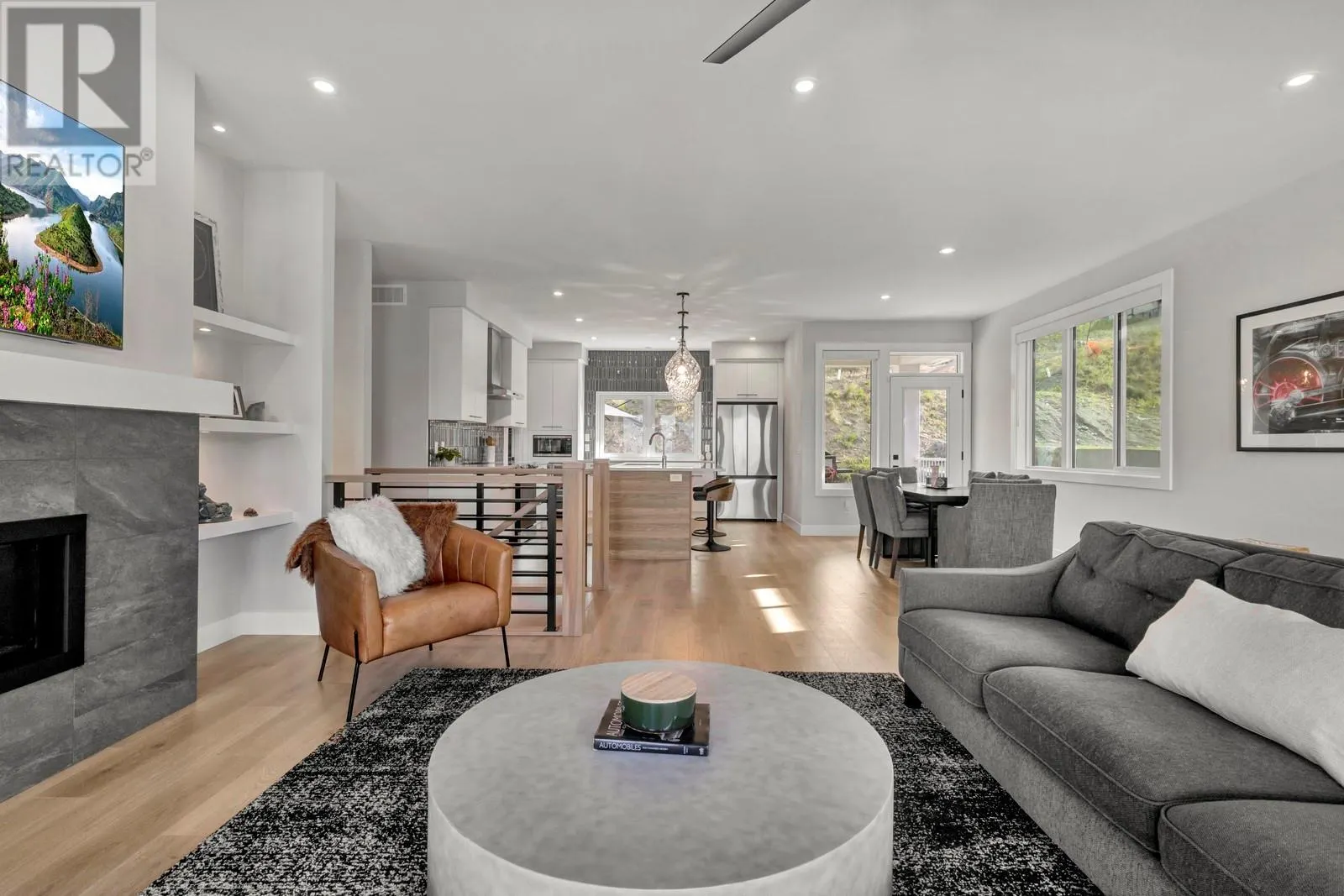 1131 Collinson Court