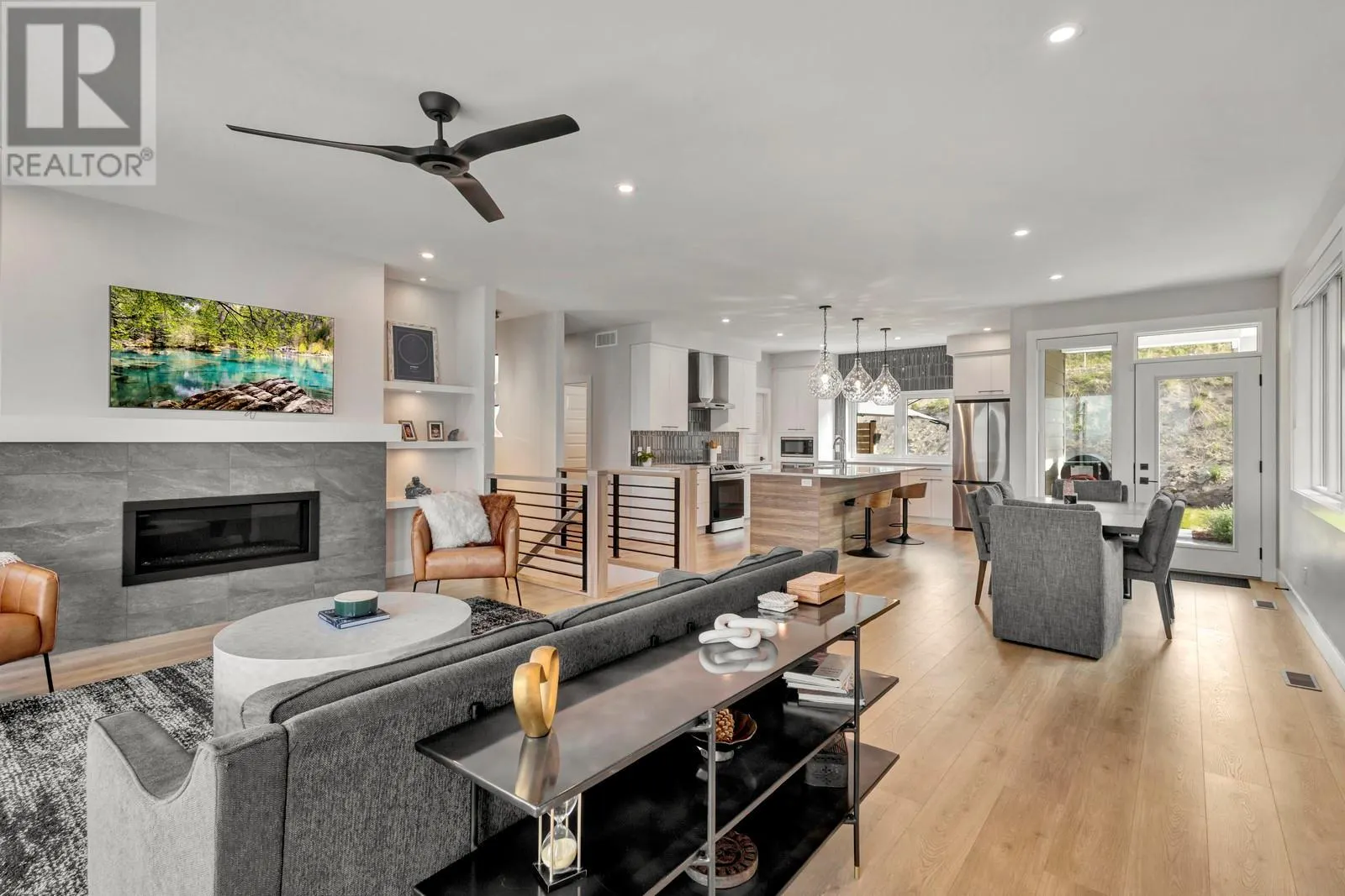 1131 Collinson Court