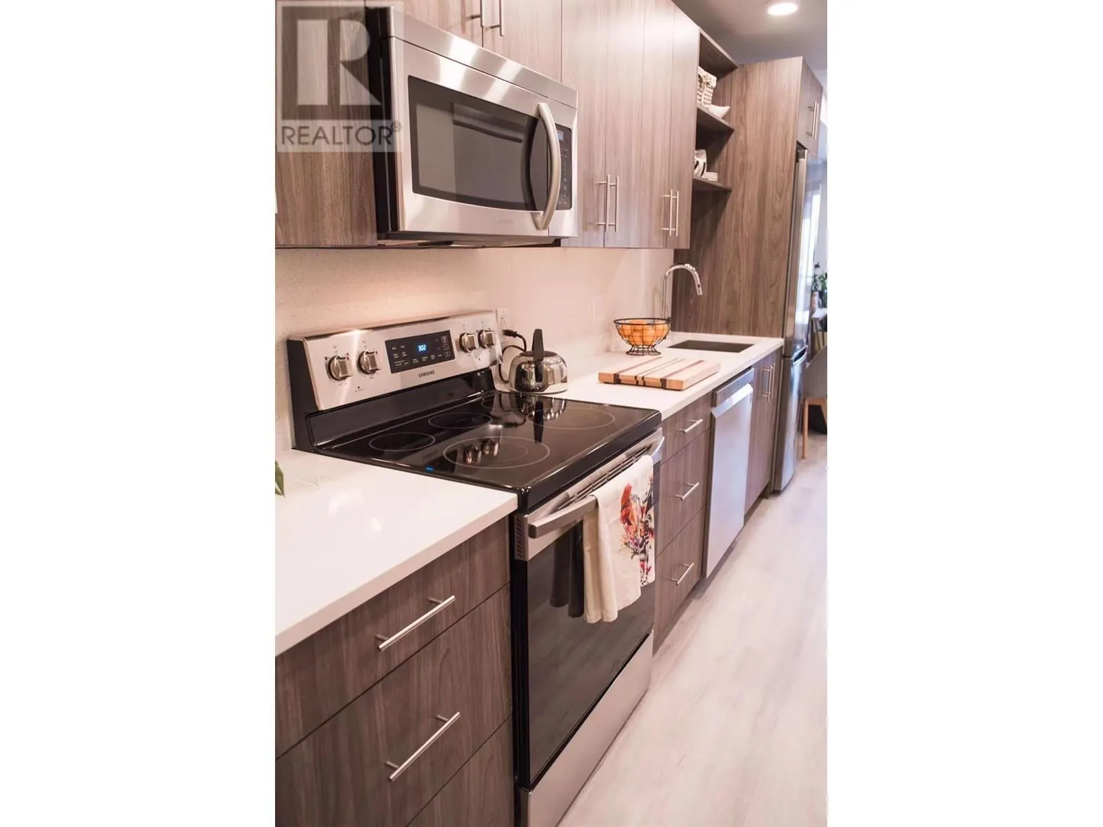 345 Dougall Road N Unit# PH16