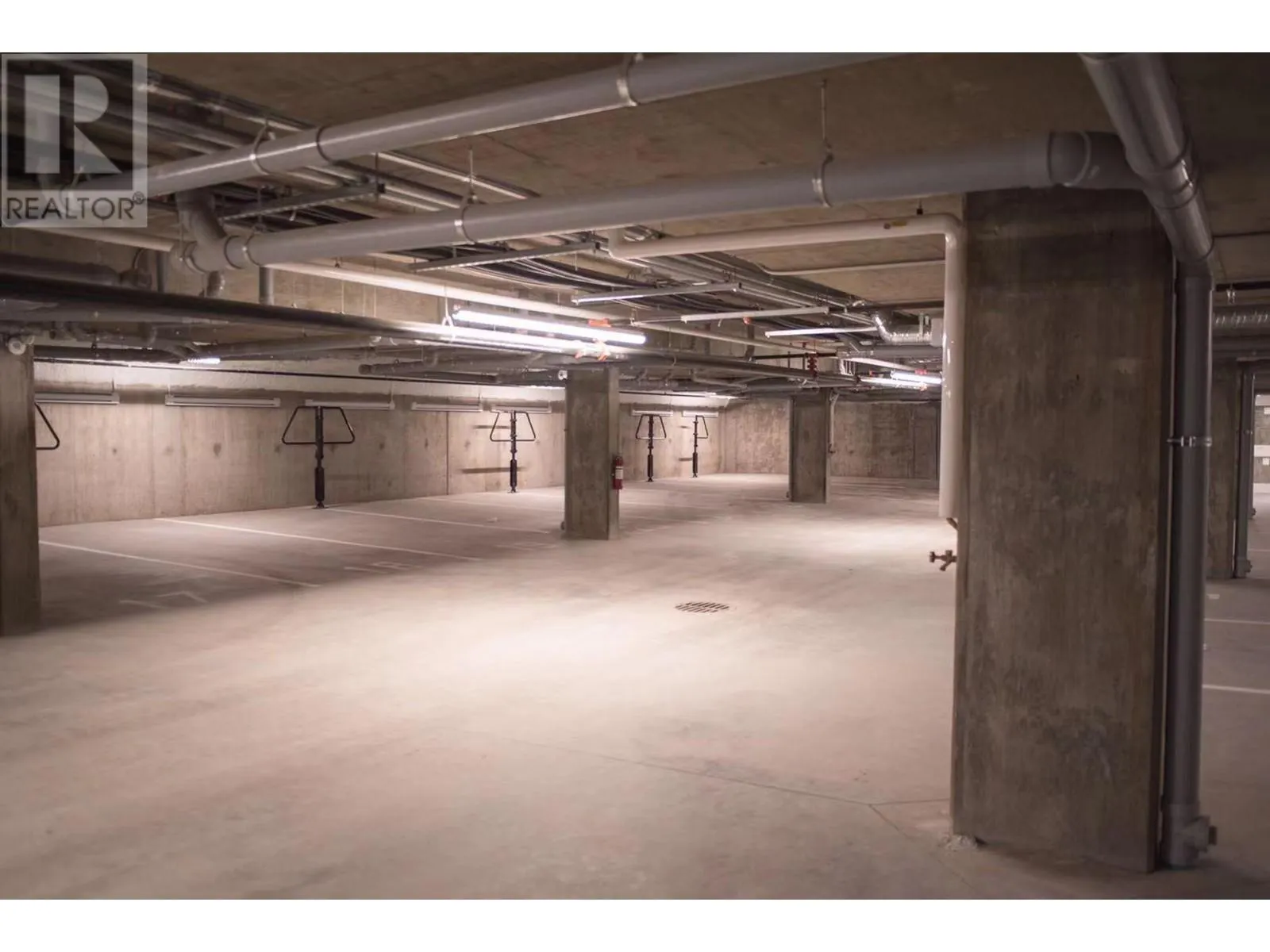 345 Dougall Road N Unit# PH16