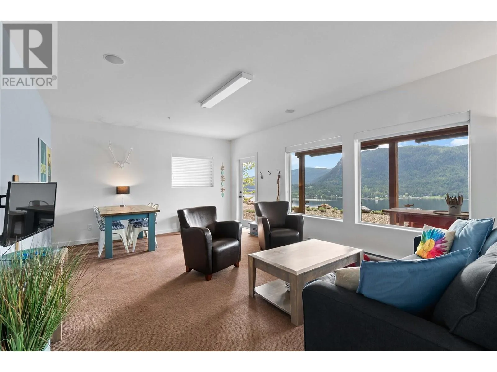 218 Sunset Drive