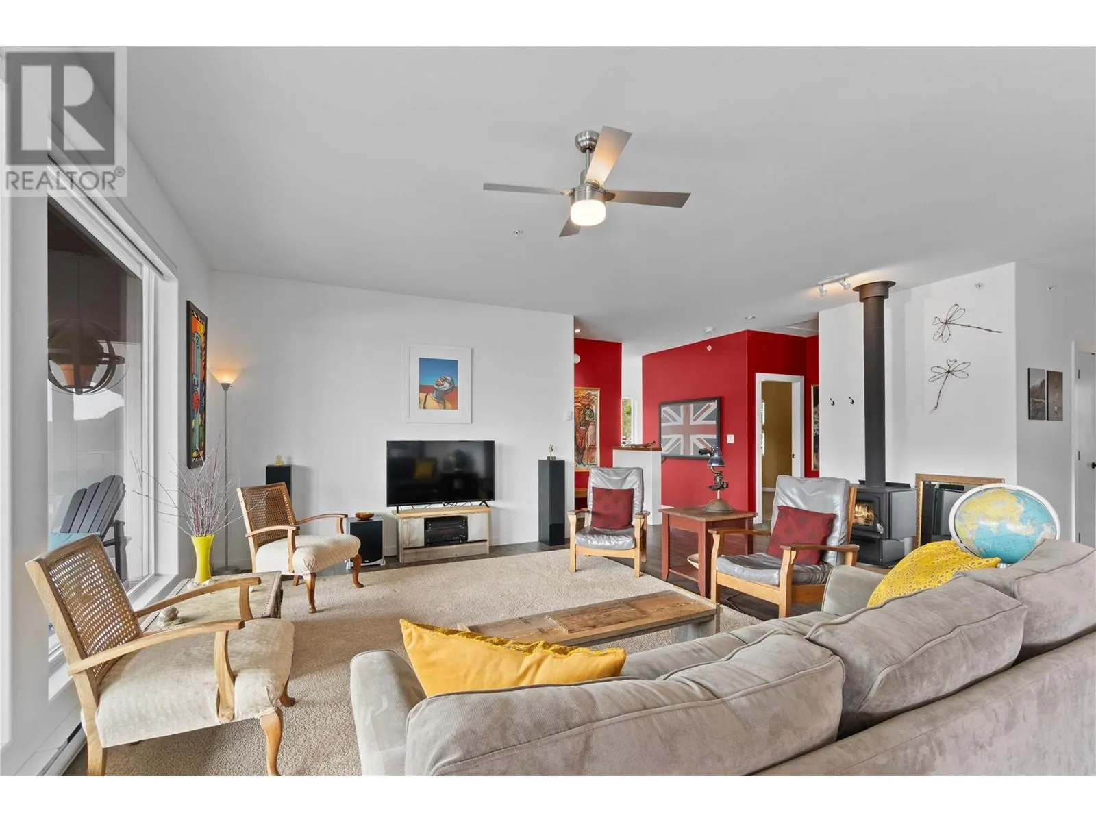218 Sunset Drive