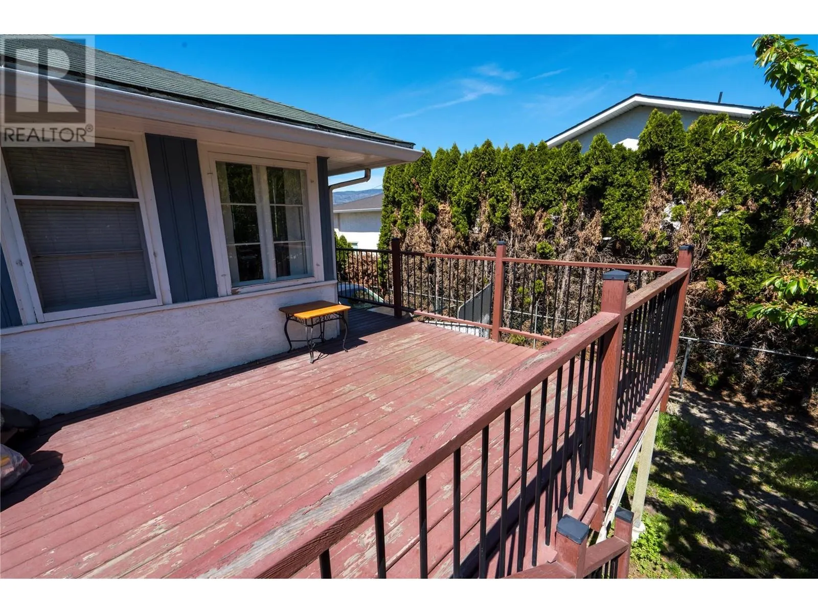 3095 Gordon Drive