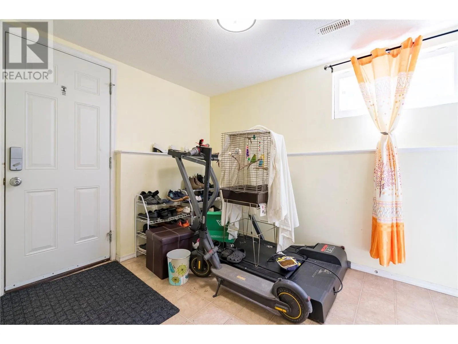 3095 Gordon Drive