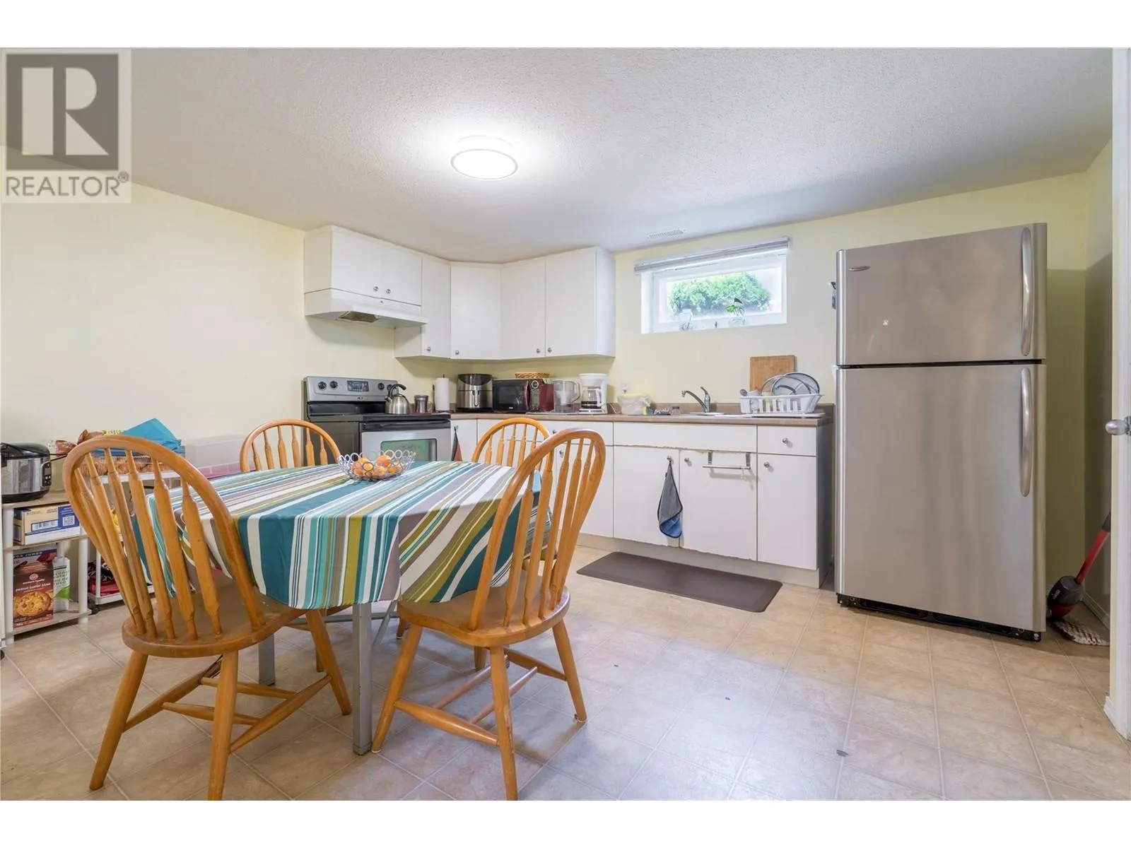 3095 Gordon Drive