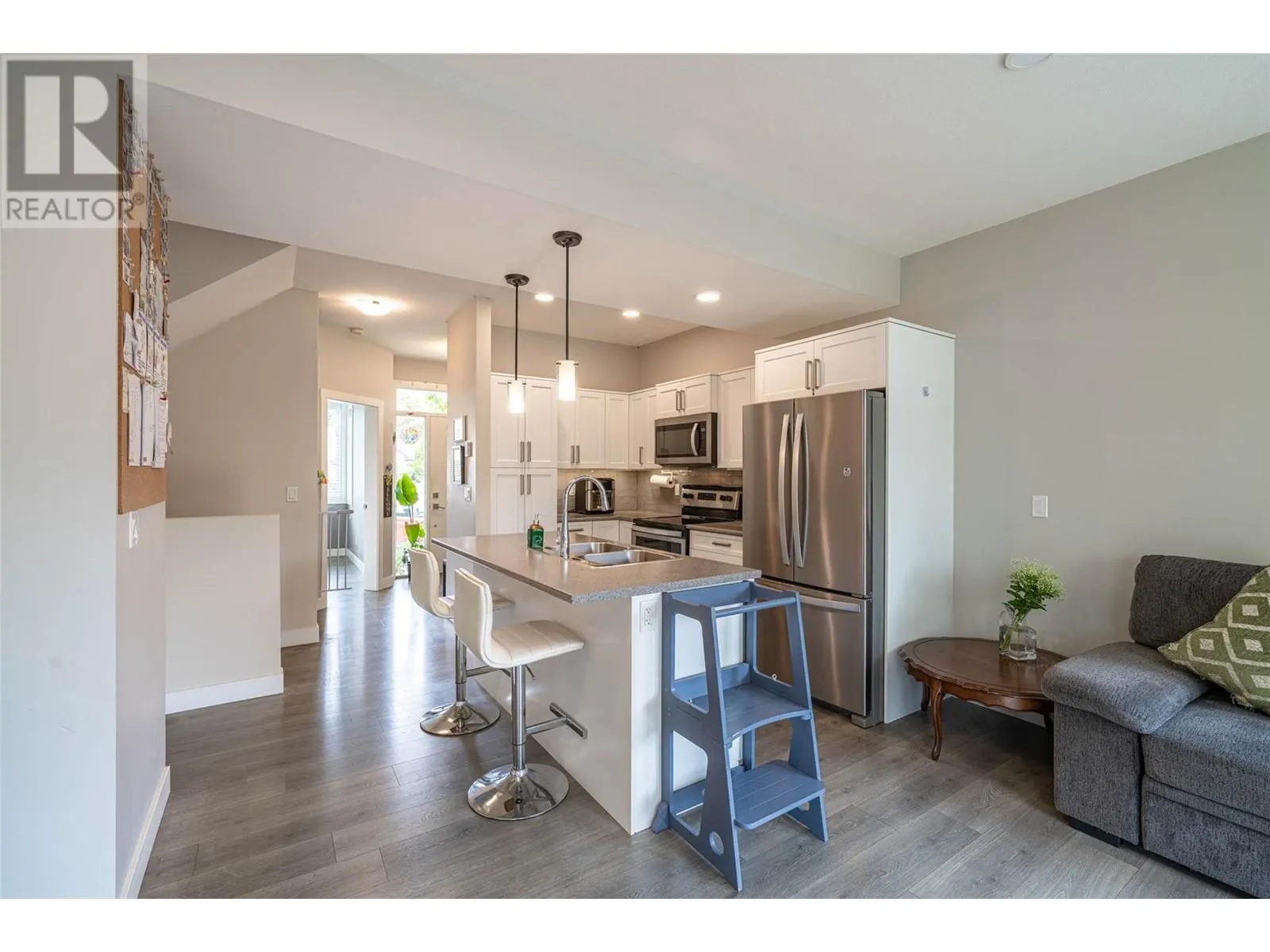 2802 40 Street Unit# 1