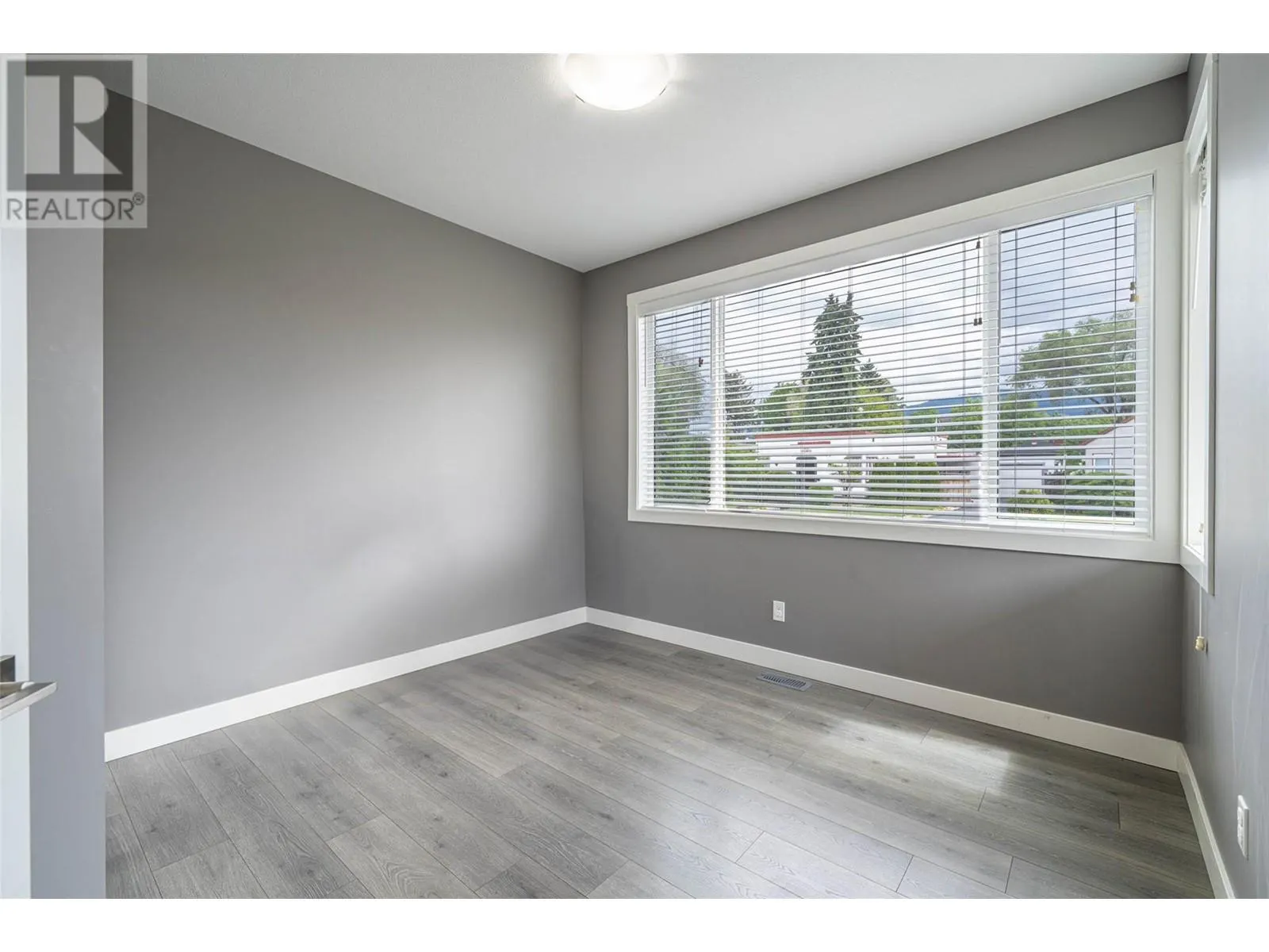 2802 40 Street Unit# 1