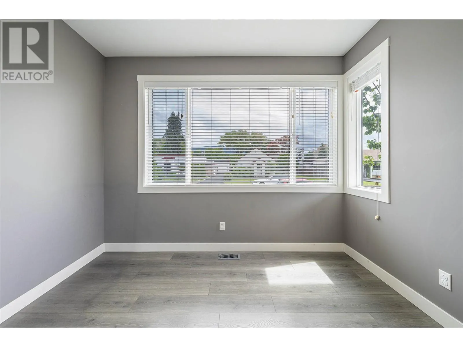 2802 40 Street Unit# 1