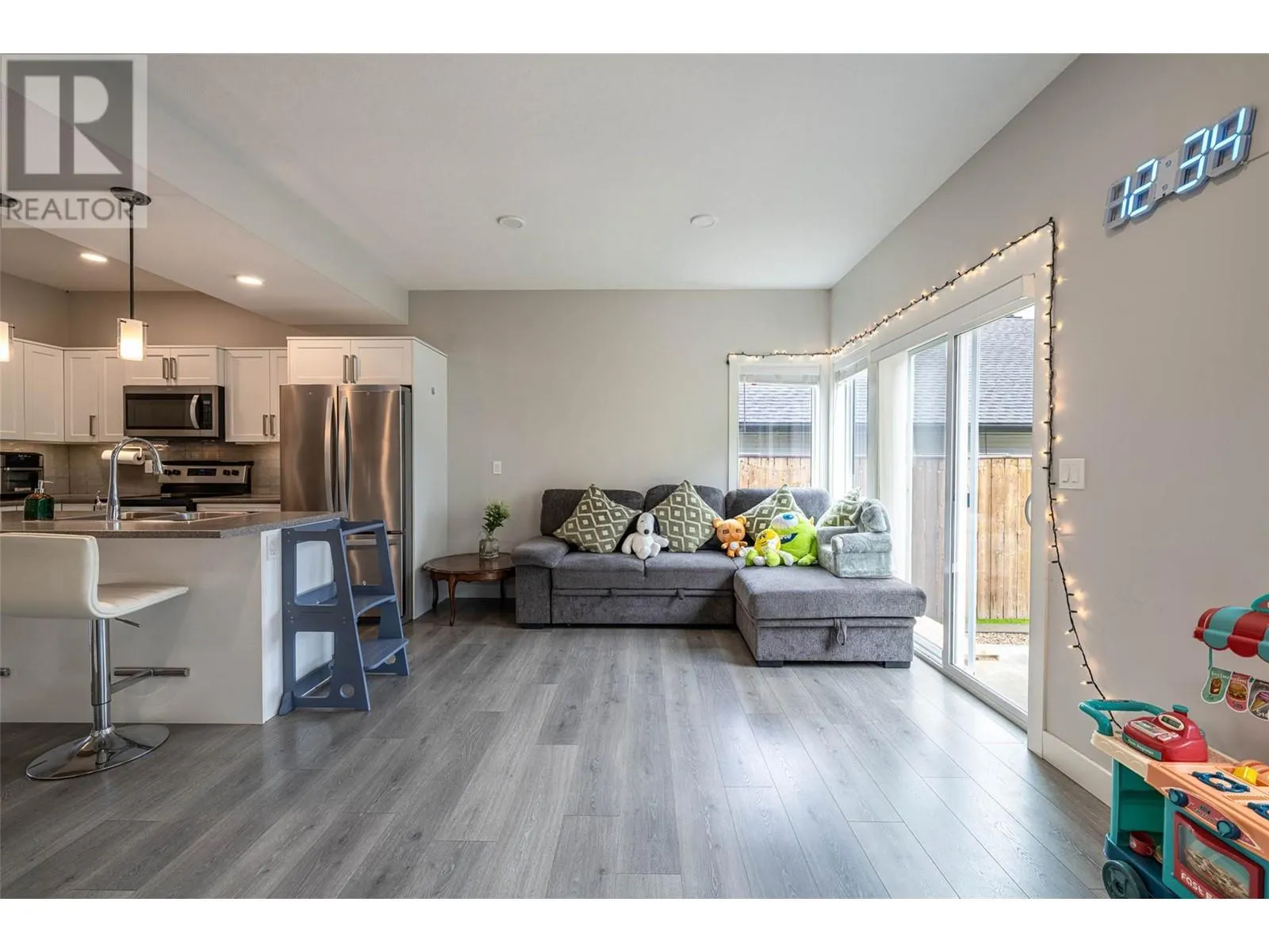 2802 40 Street Unit# 1