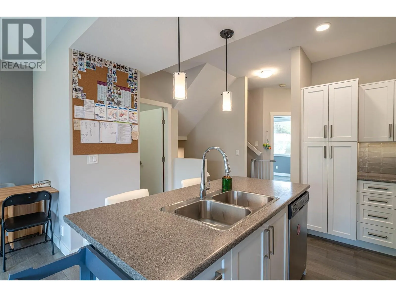2802 40 Street Unit# 1