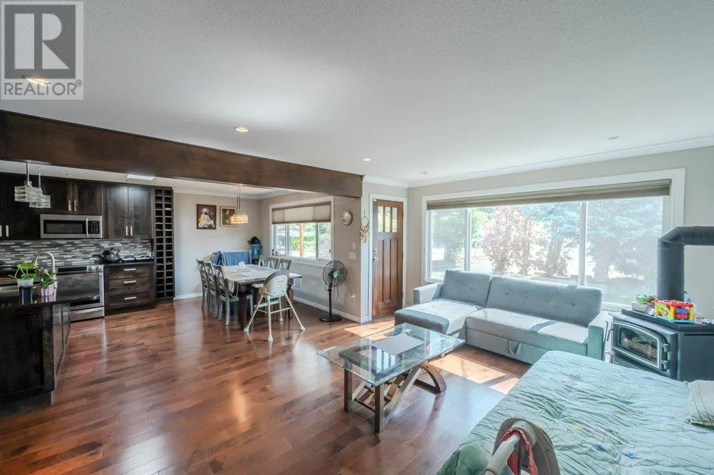 7 Birch Court
