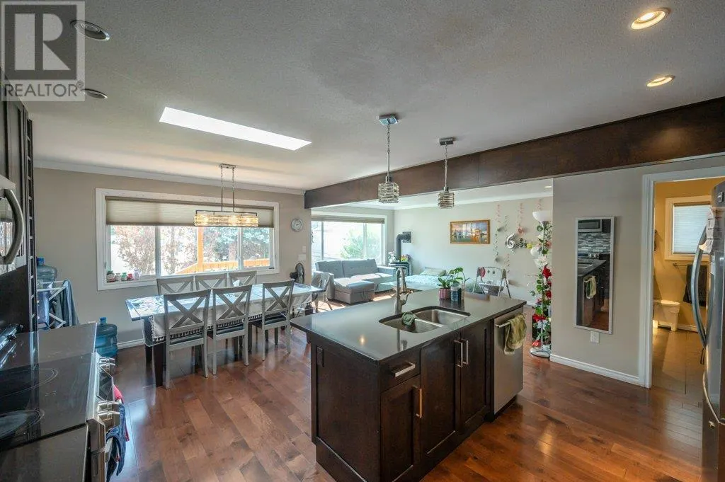 7 Birch Court