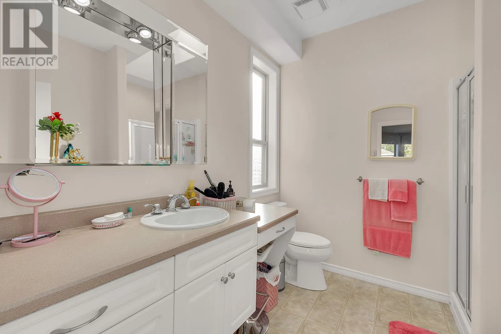 2365 Stillingfleet Road Unit# 384 Lot# 206