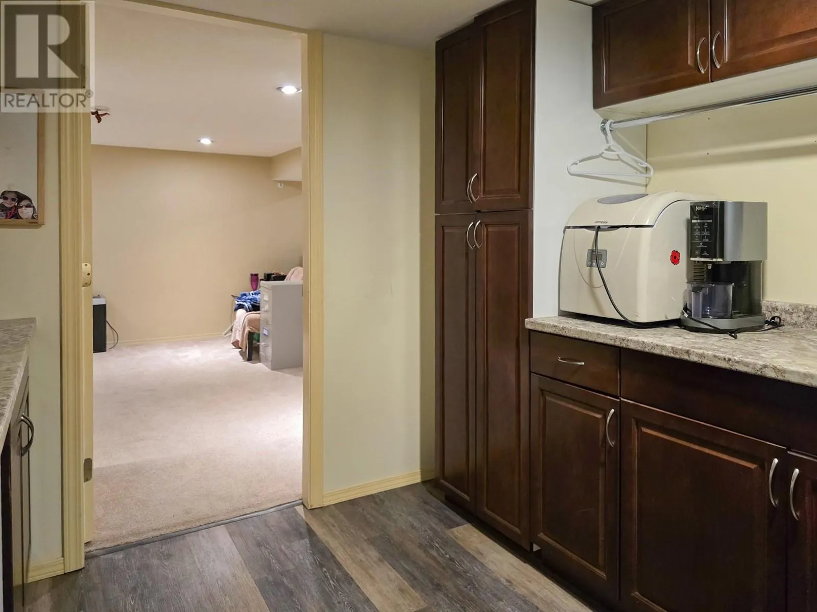 5809 Canary Drive
