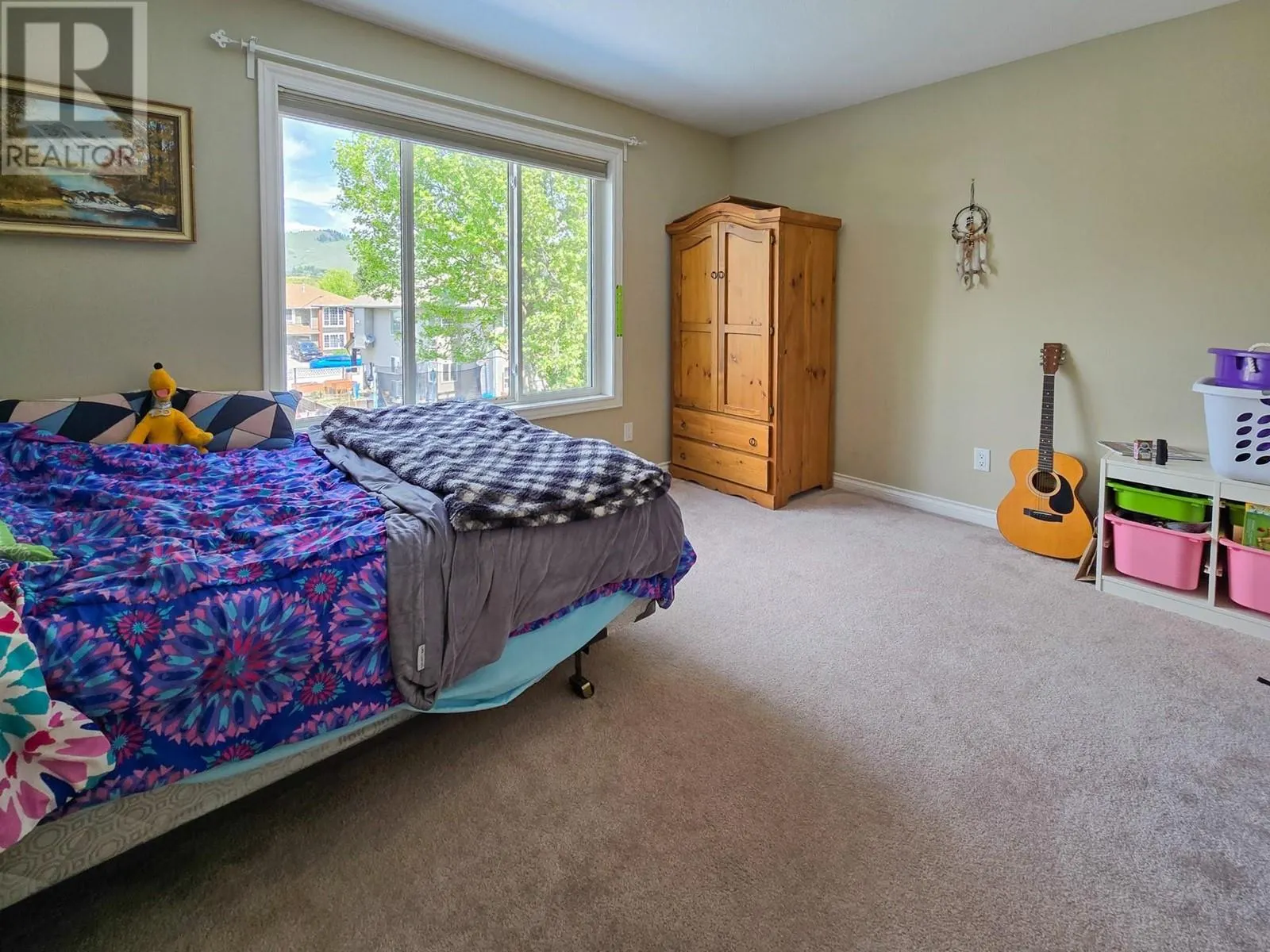 5809 Canary Drive
