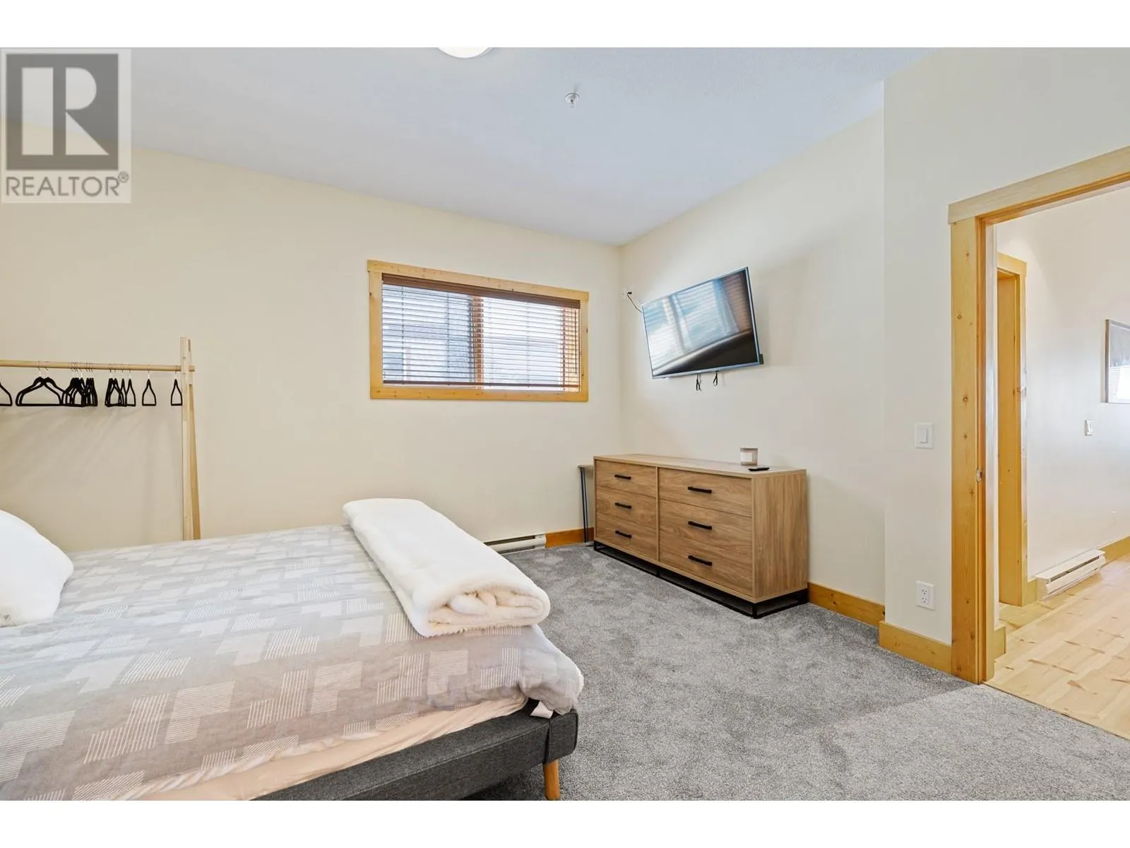 5934 Snow Pines Crescent Unit# B Lot# 89