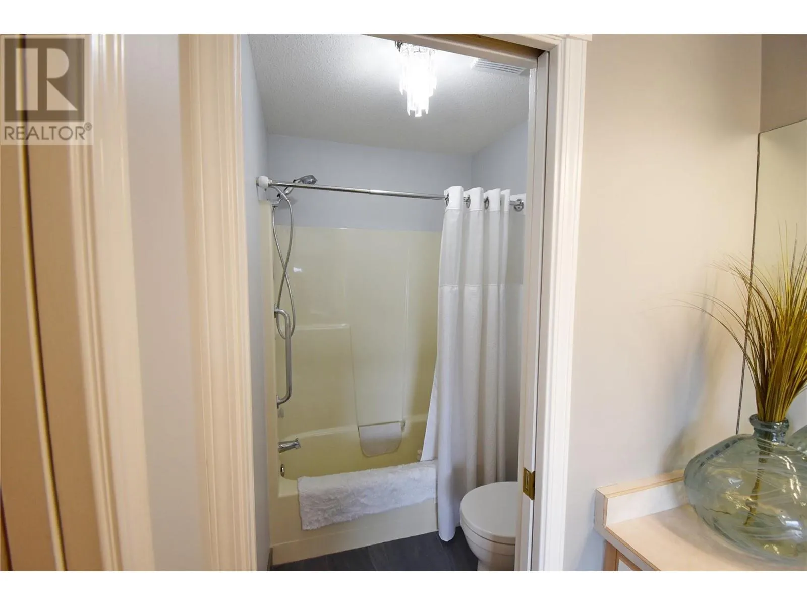 8700 Clerke Road Unit# 3