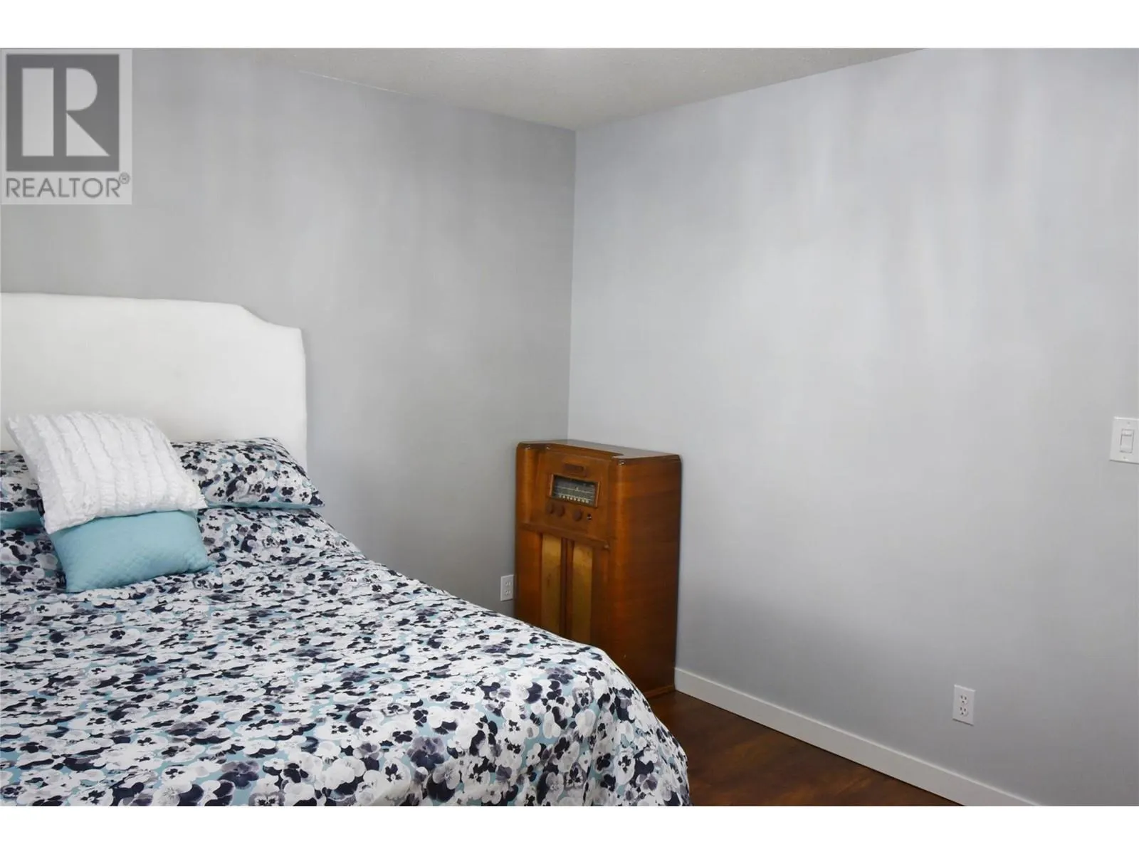 8700 Clerke Road Unit# 3