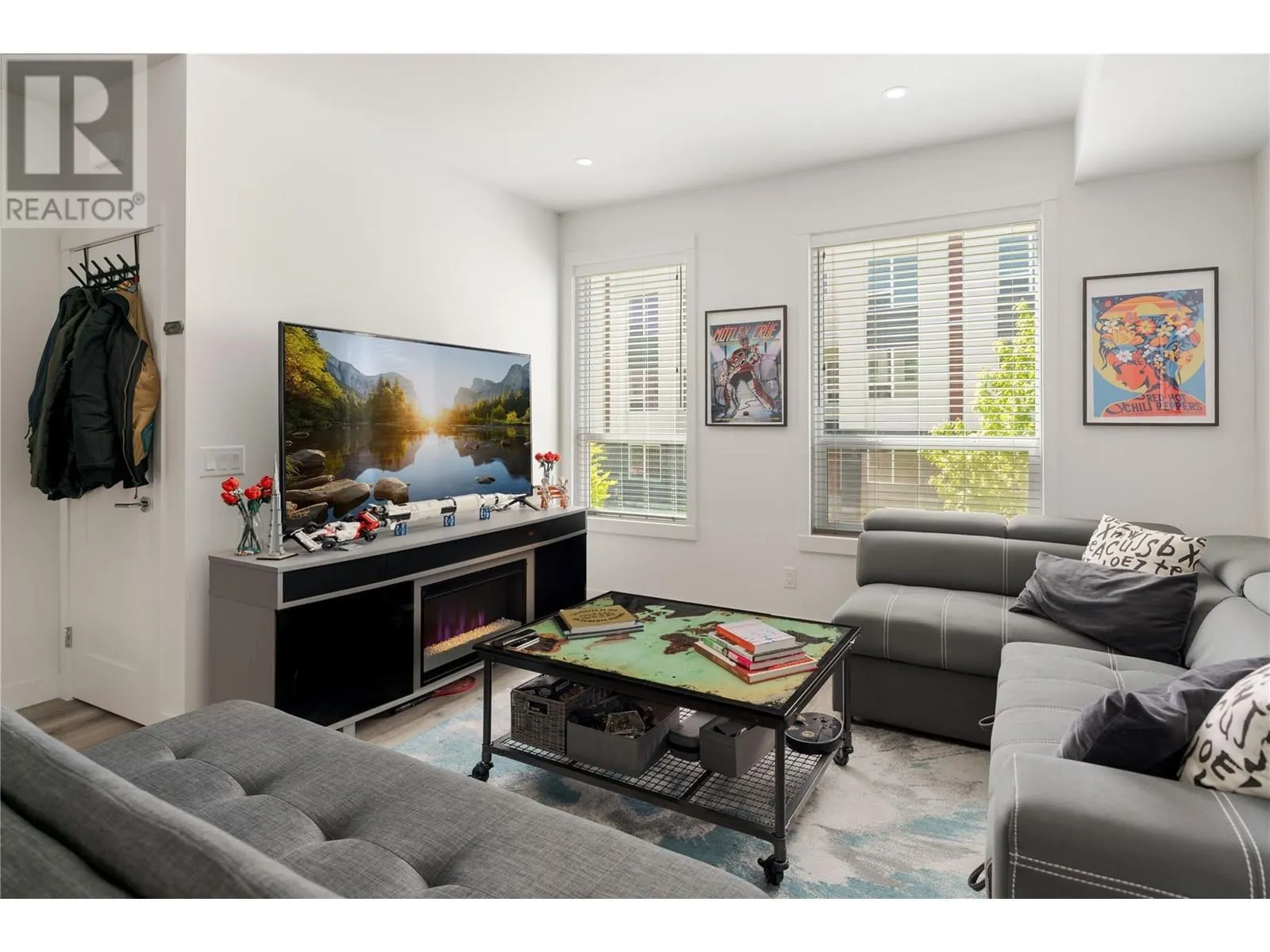 610 Academy Way Unit# 7