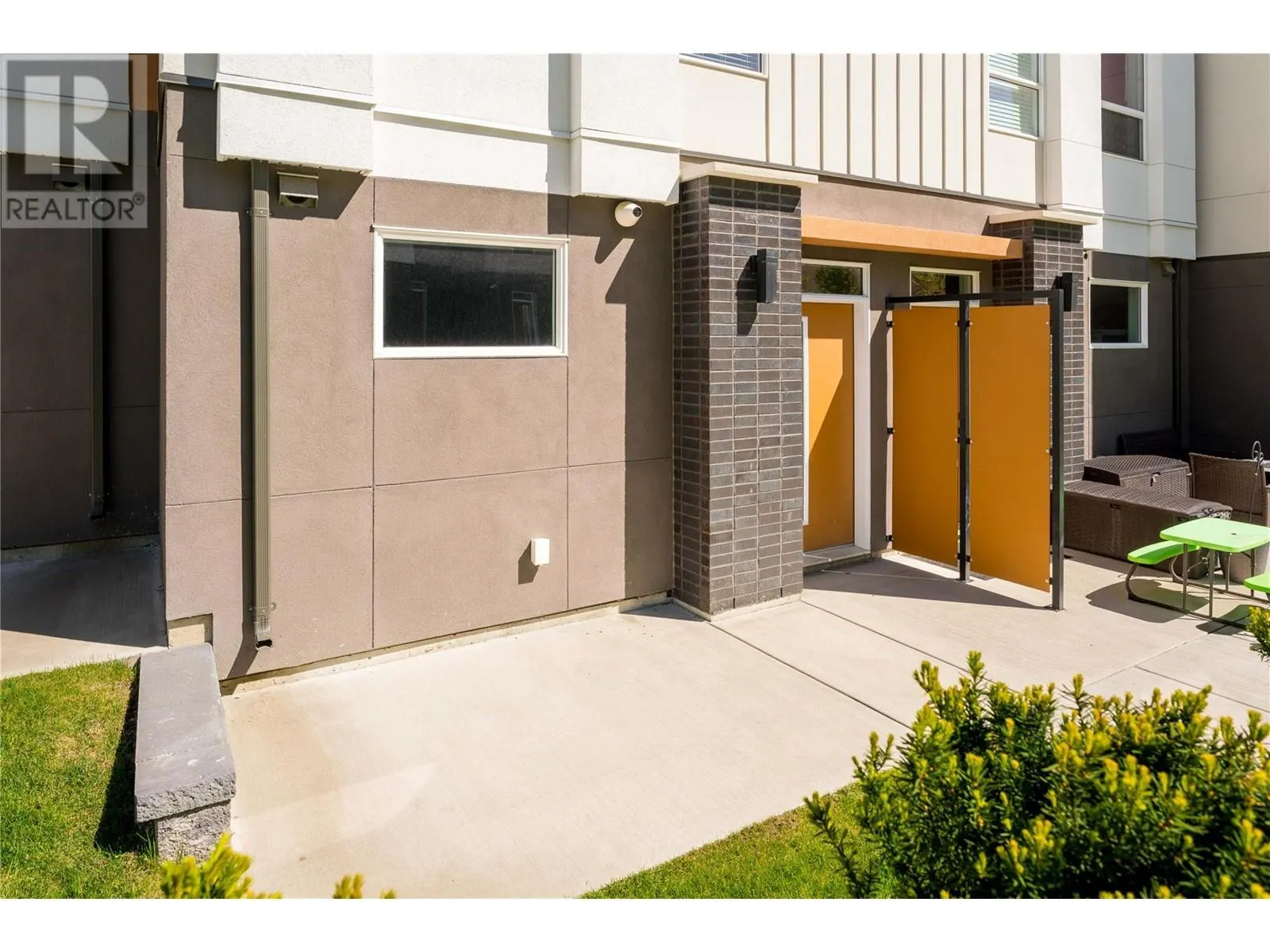 610 Academy Way Unit# 7